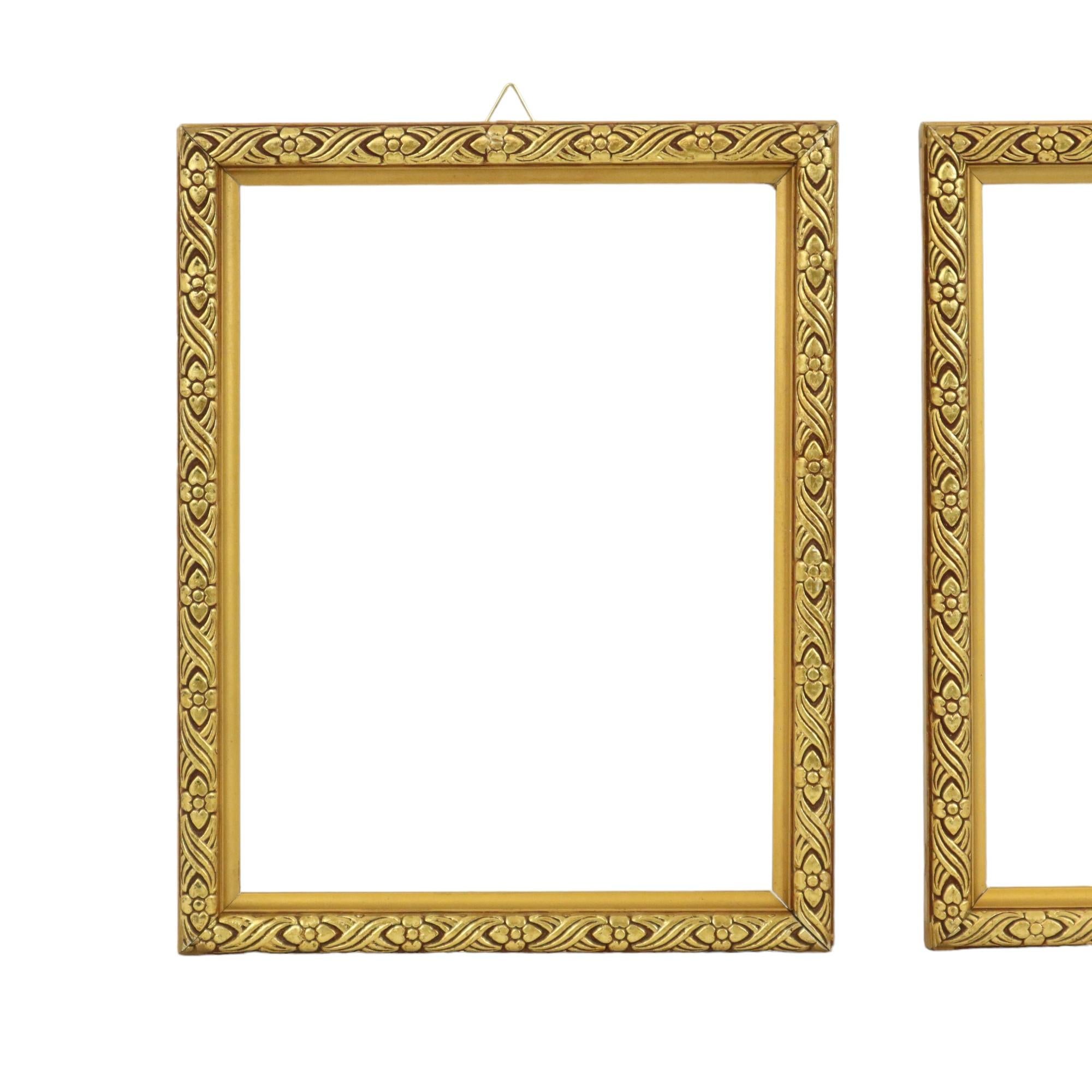 Set of 2 Small Golden Baroque Frames Wood Classic Painting 21x27cm In Good Condition For Sale In Poperinge, BE