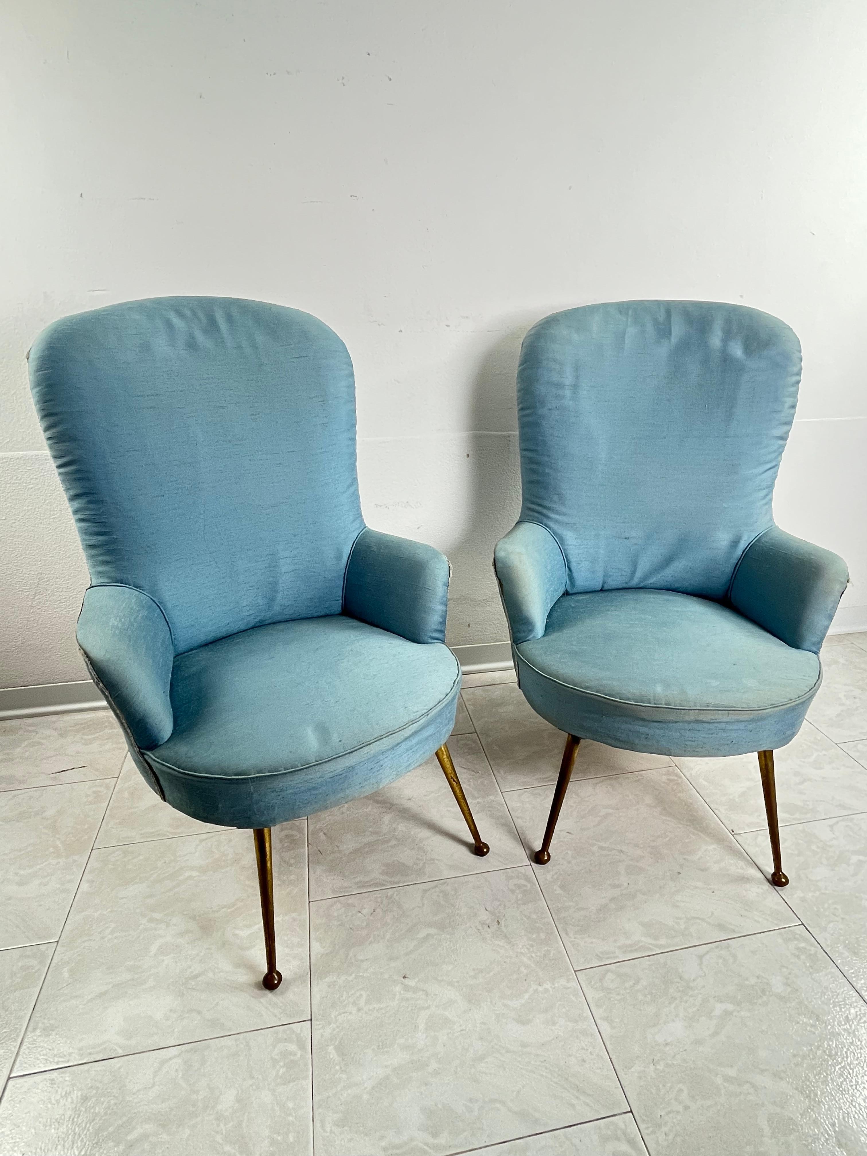 Ensemble de 2 petits fauteuils du milieu du siècle design italien des années 1960 en vente 3