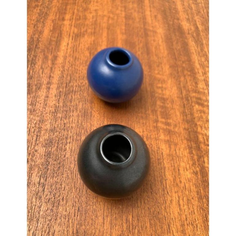 German Set of 2 Small Mid-Century Minimalist Studio Pottery Ball Vases, 1960s For Sale