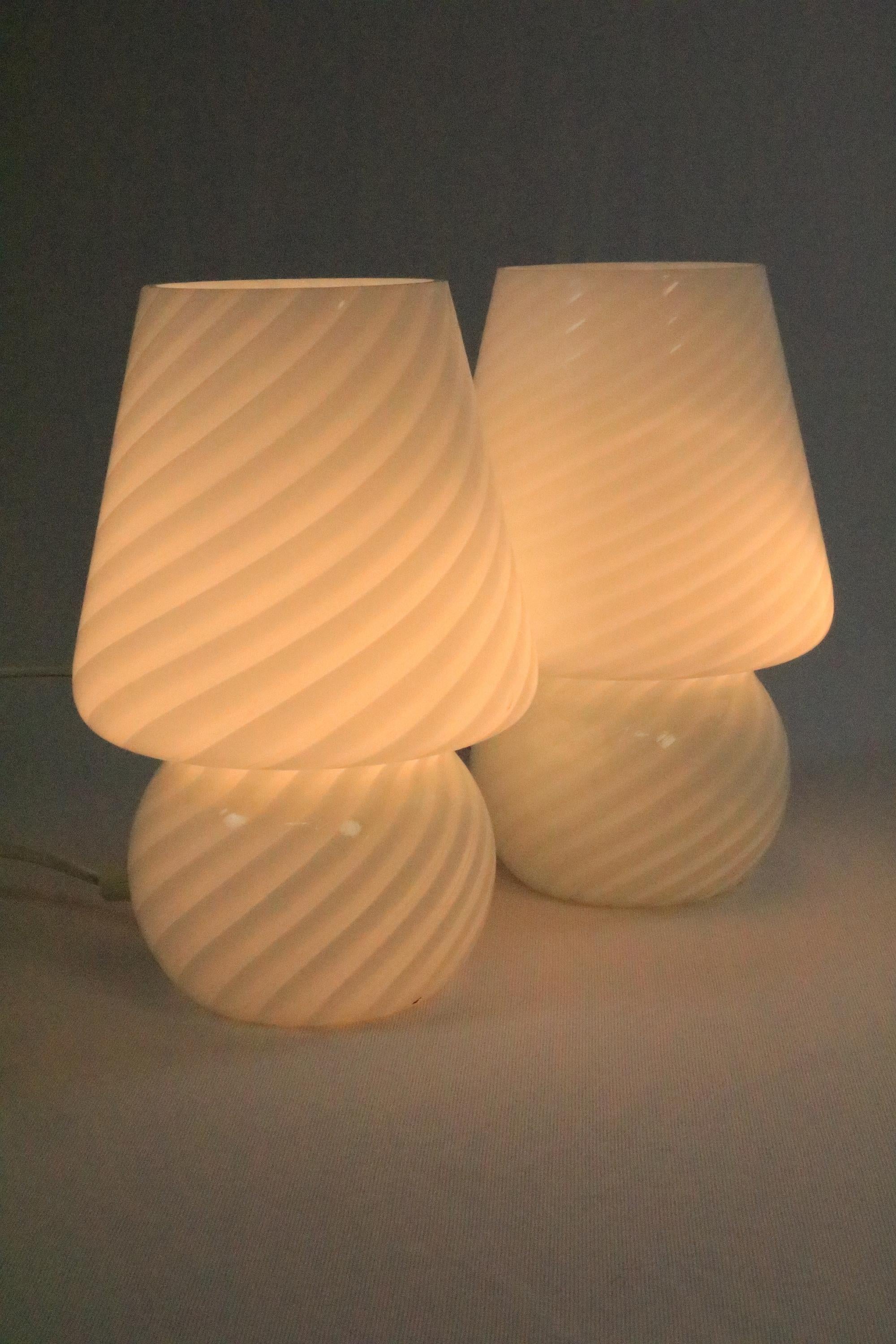 Murano Glass Set of 2 Small Murano Swirl Glass Table Lamps, Mushroom Style, Original 1980s For Sale