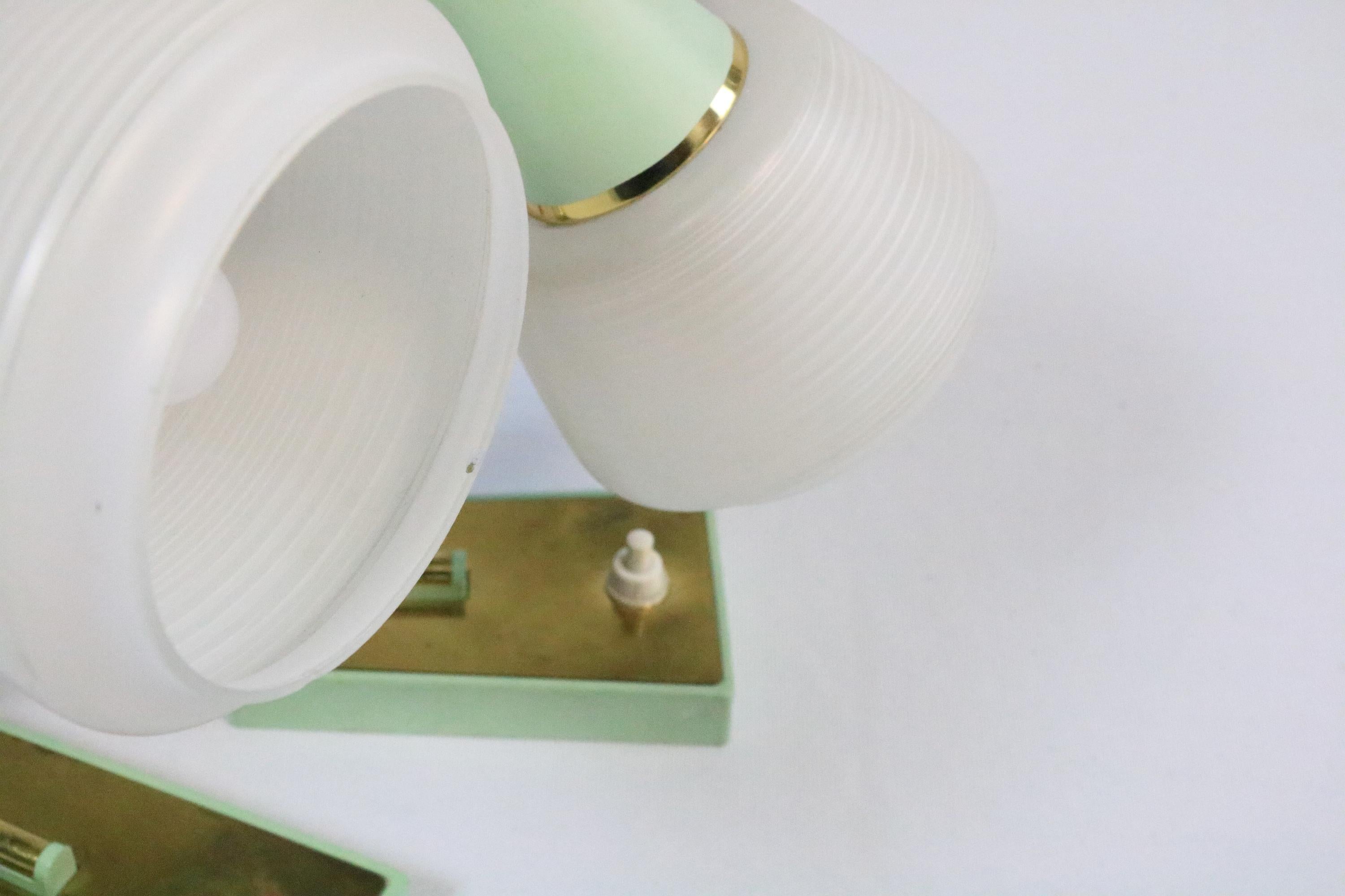 Ensemble de 2 petites lampes de bureau du milieu du siècle dernier, laiton/vert menthe, Allemagne en vente 2