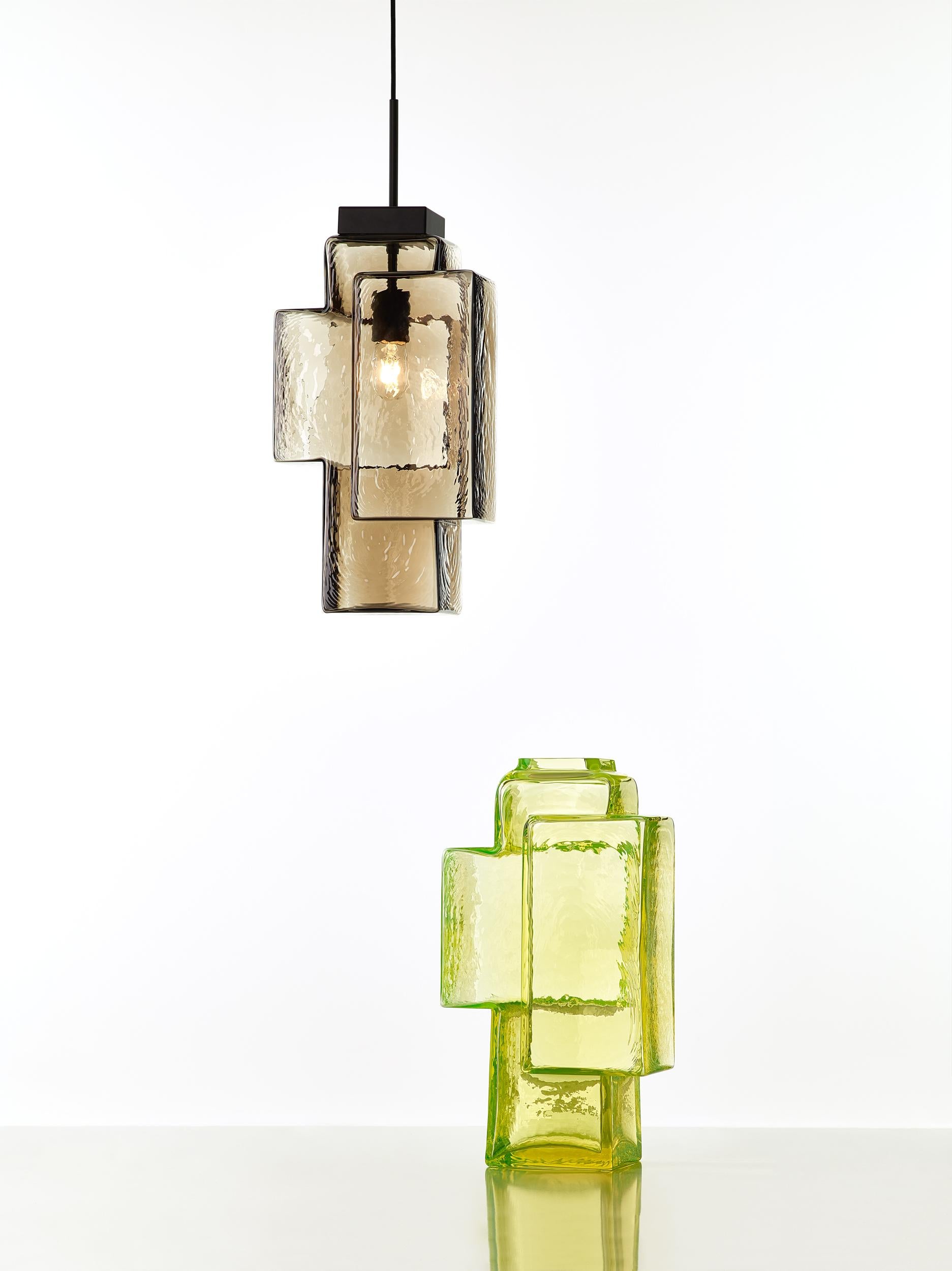 Set of 2 Smoke Grey Tetris Pendant Light by Dechem Studio In New Condition For Sale In Geneve, CH