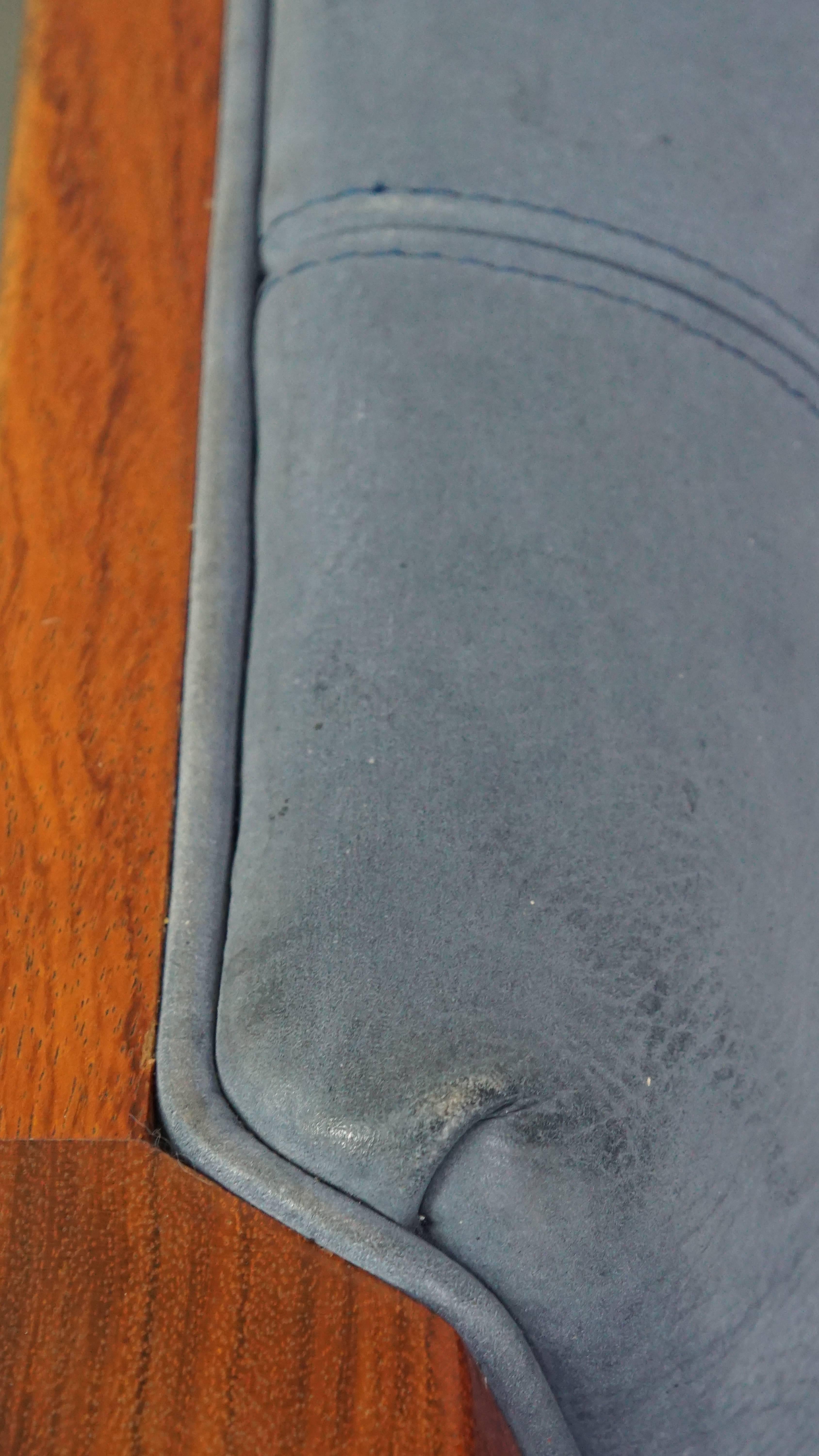 Ensemble de 2 canapés en cuir nubuck bleu en vente 13