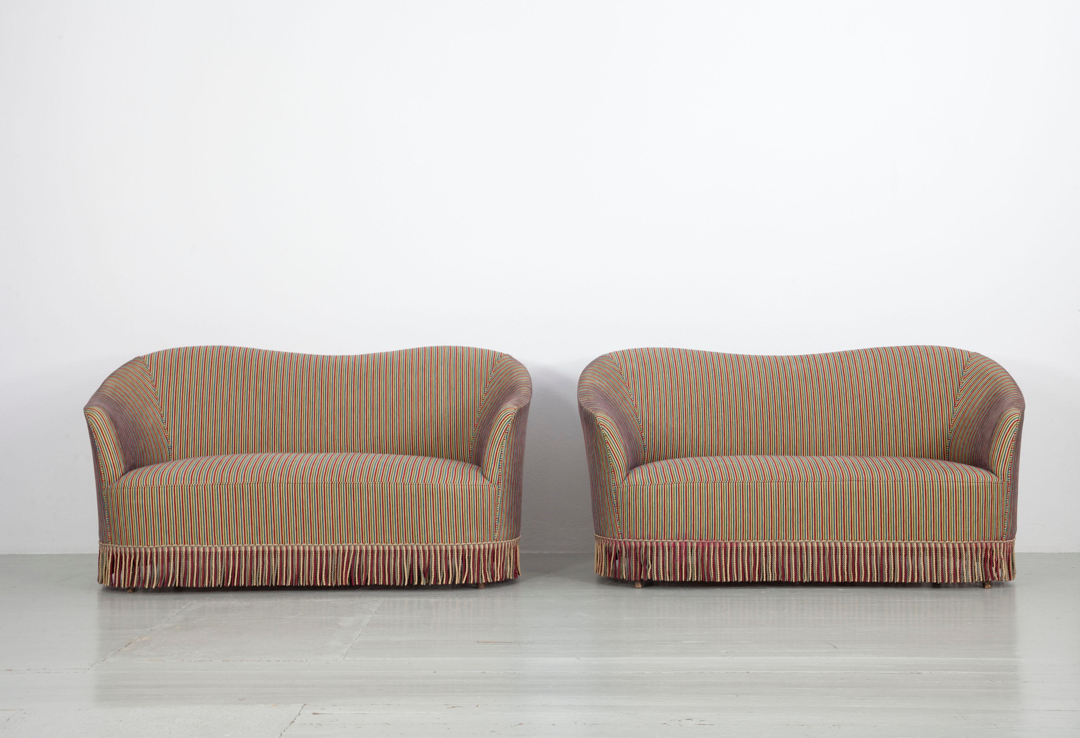 Set of 2 Sofas with Fabric by Fede Cheti, Italy 1940s For Sale 4