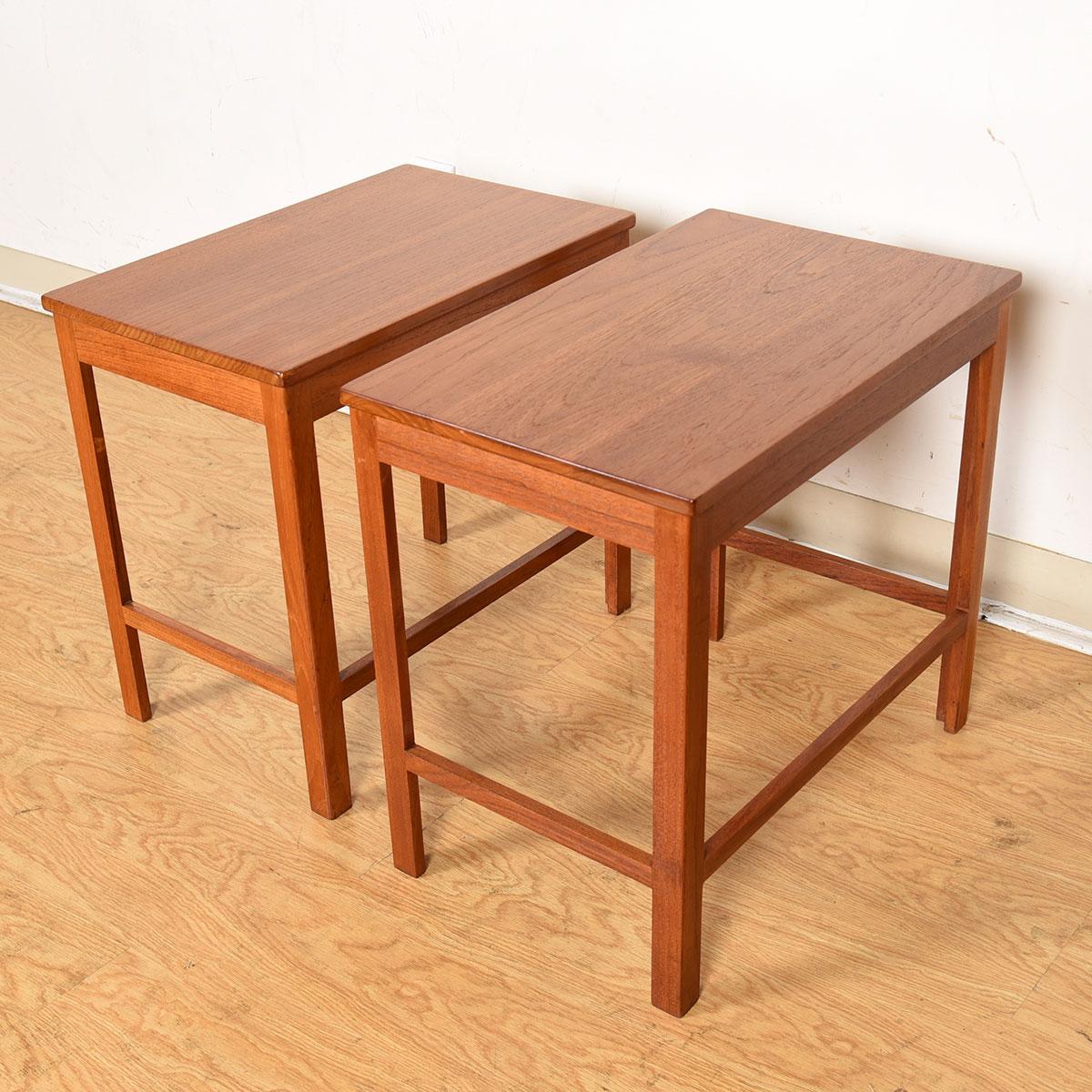Set of 2 Solid-Teak Peter Hvidt & Orla Molgaard + Daverkosen Nesting Tables In Excellent Condition For Sale In Kensington, MD