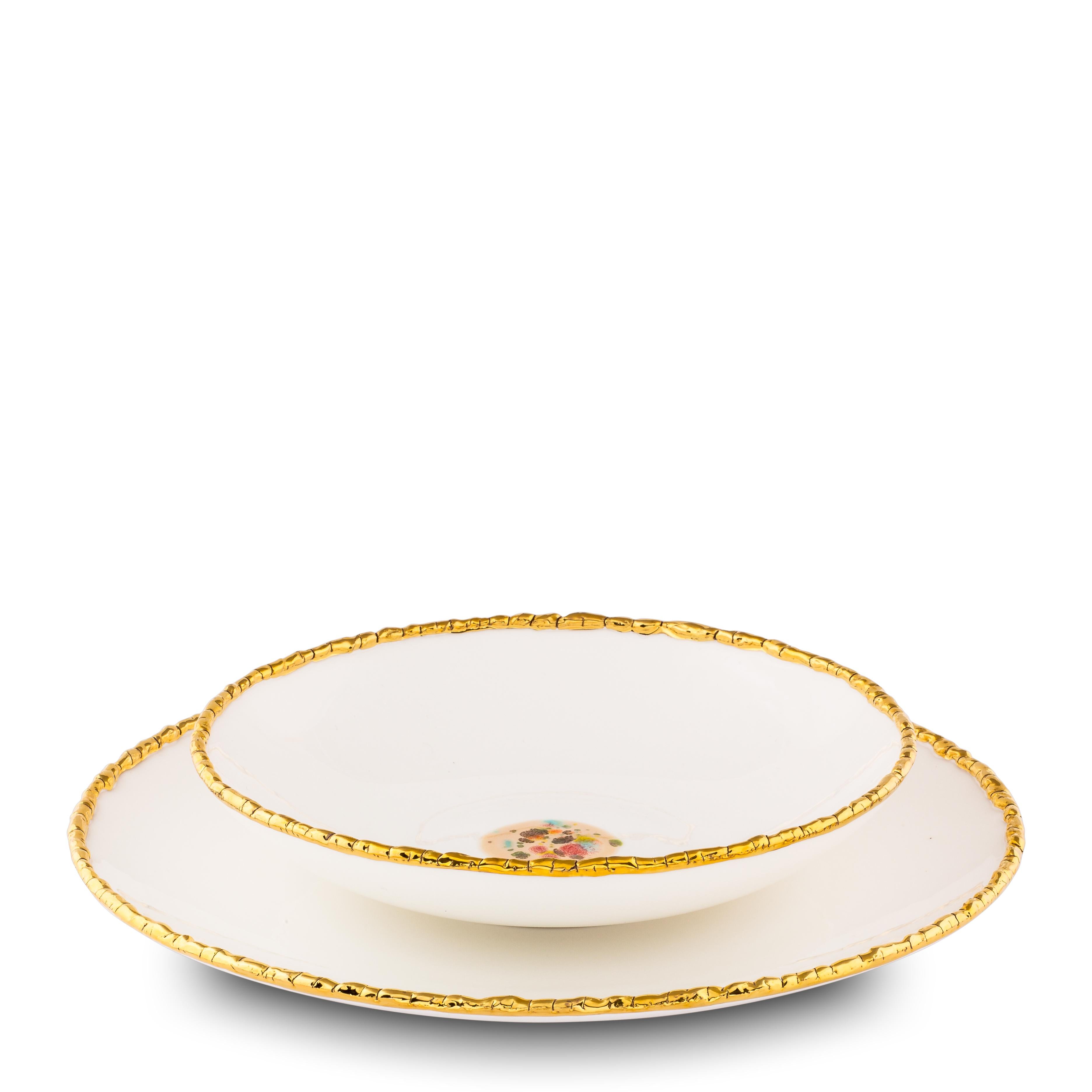 italien Lot de 2 assiettes à soupe en or peintes à la main Coralla Maiuri Modern New Tableware en vente