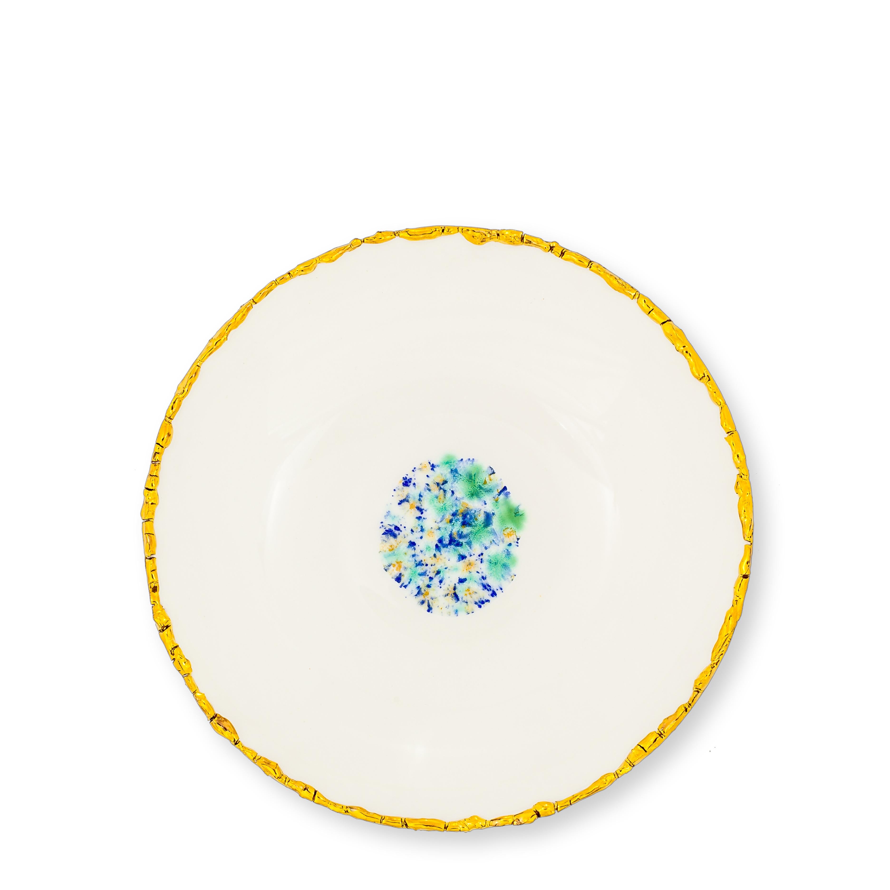 Modern Contemporary Set of 2 Soup Plates Gold Hand Painted Porcelain Tableware For Sale