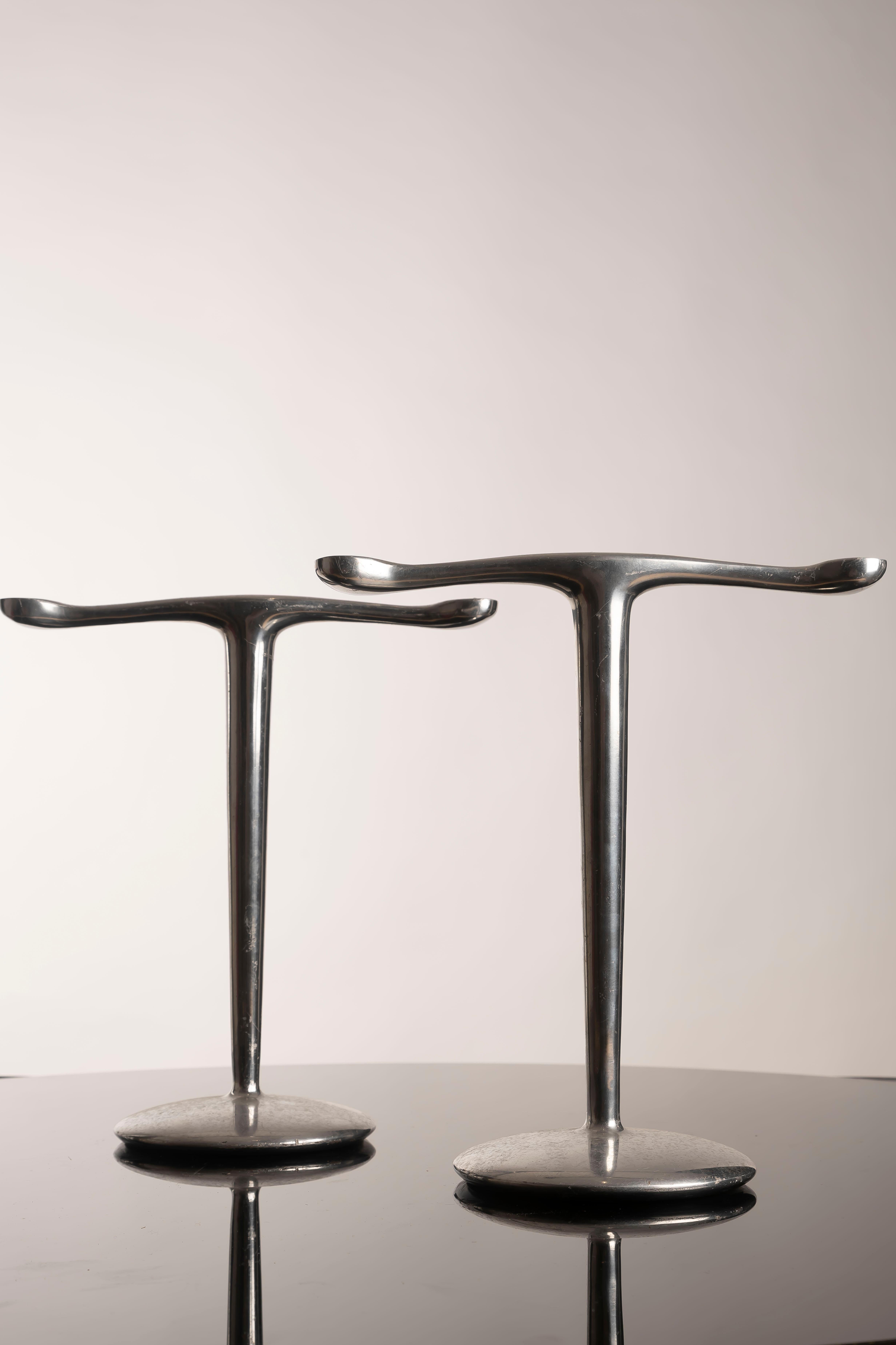 Set di 2 portacandele A Space Age in alluminio Jorge Pensi Design in vendita 6