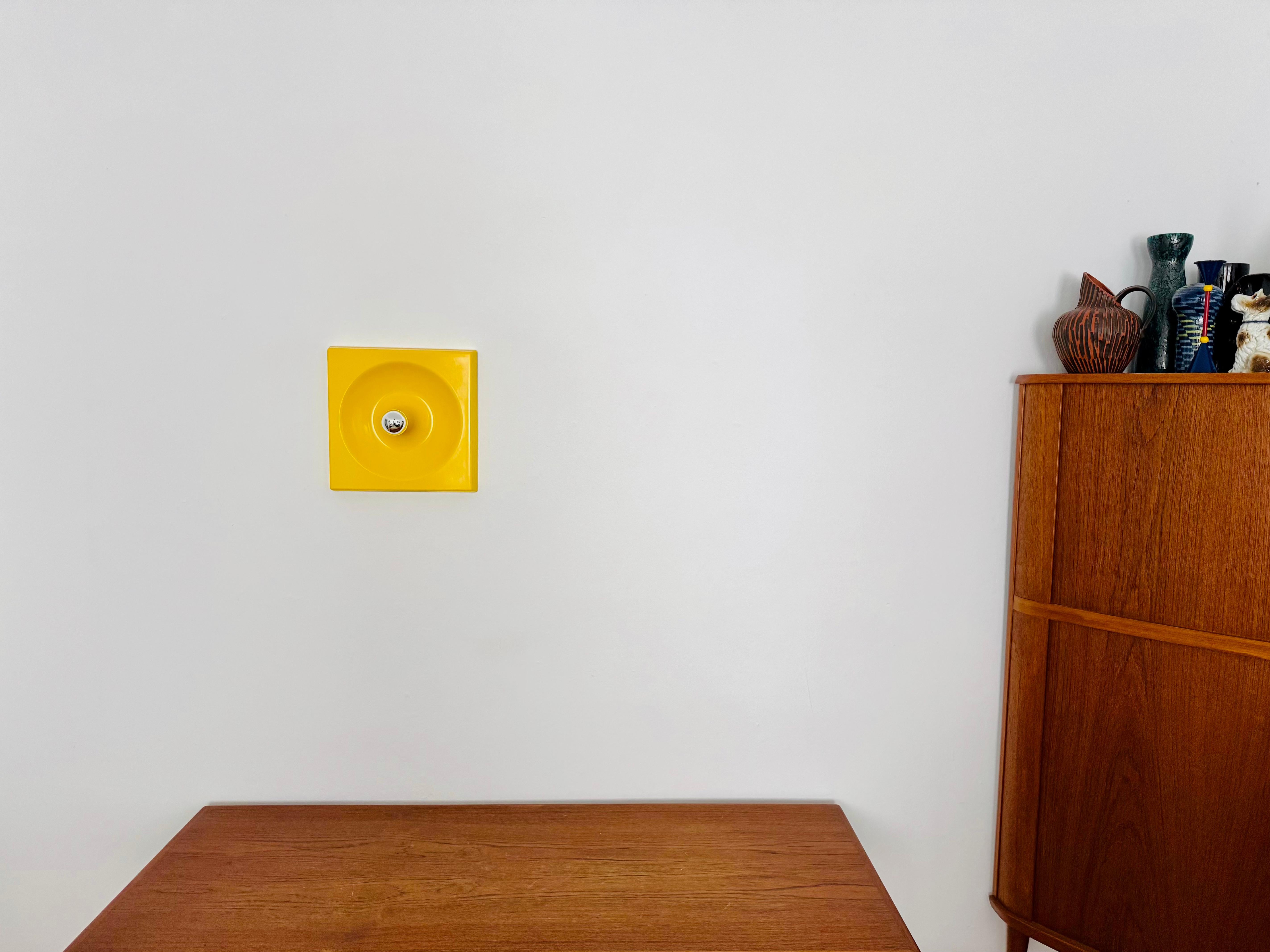 2er-Set A Space Age Kunststoff-Leuchten von Schönbuch im Angebot 1