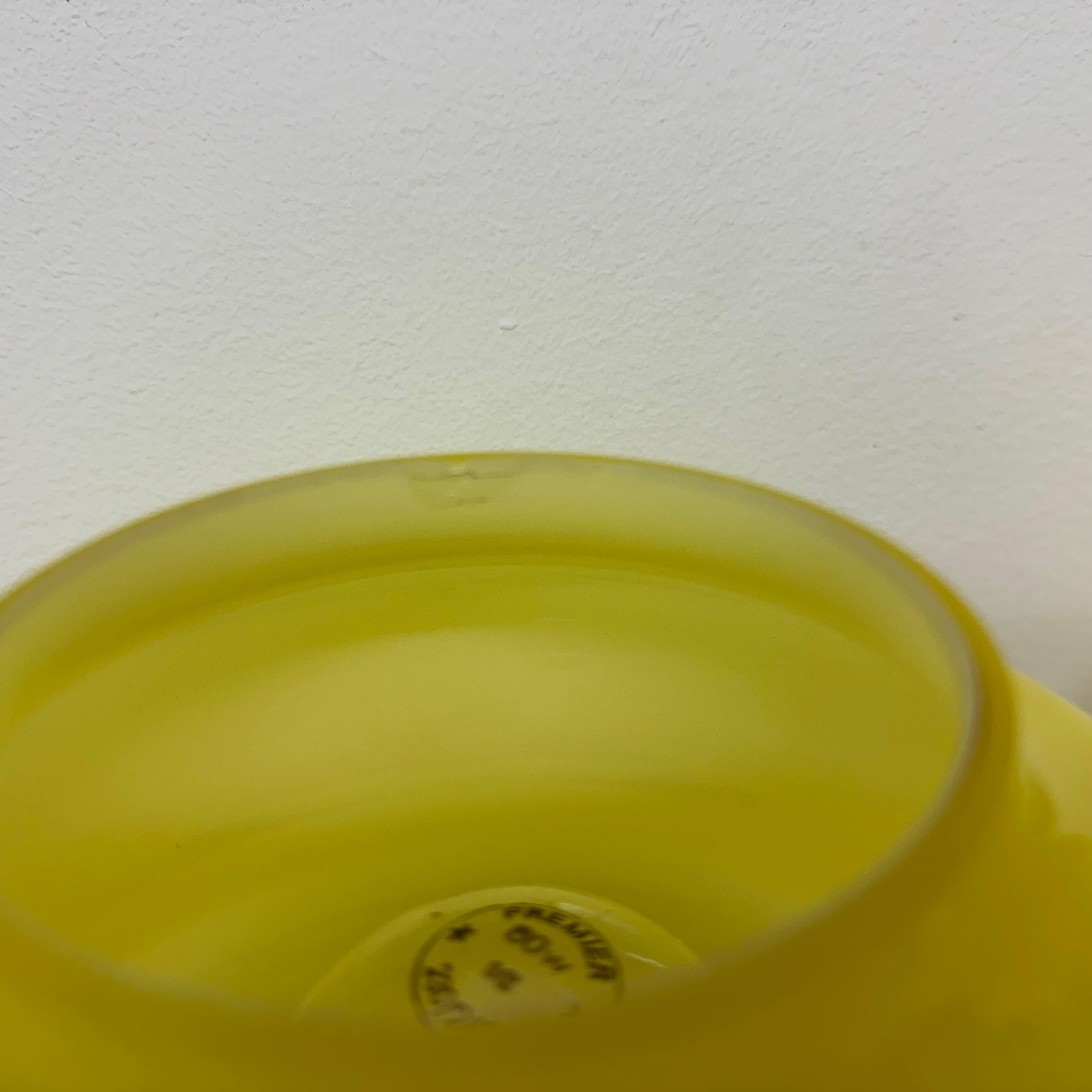 Ensemble de 2 lampes de table en verre jaune de l'ère spatiale ve-art Italy design, 1970 en vente 8