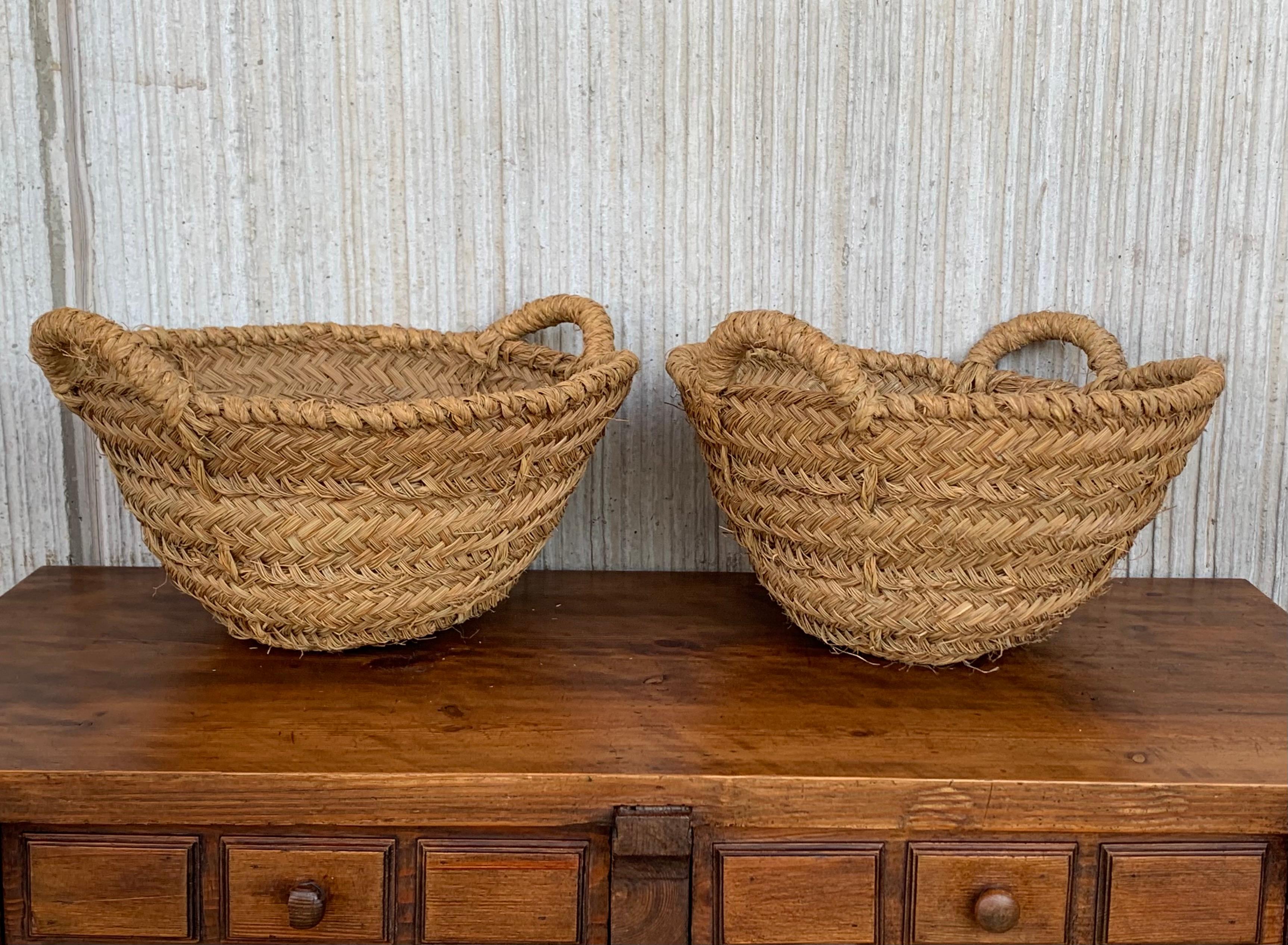 Set of 2 Spanish Woven Wicker Olive Grape Harvest Basket For Sale 1