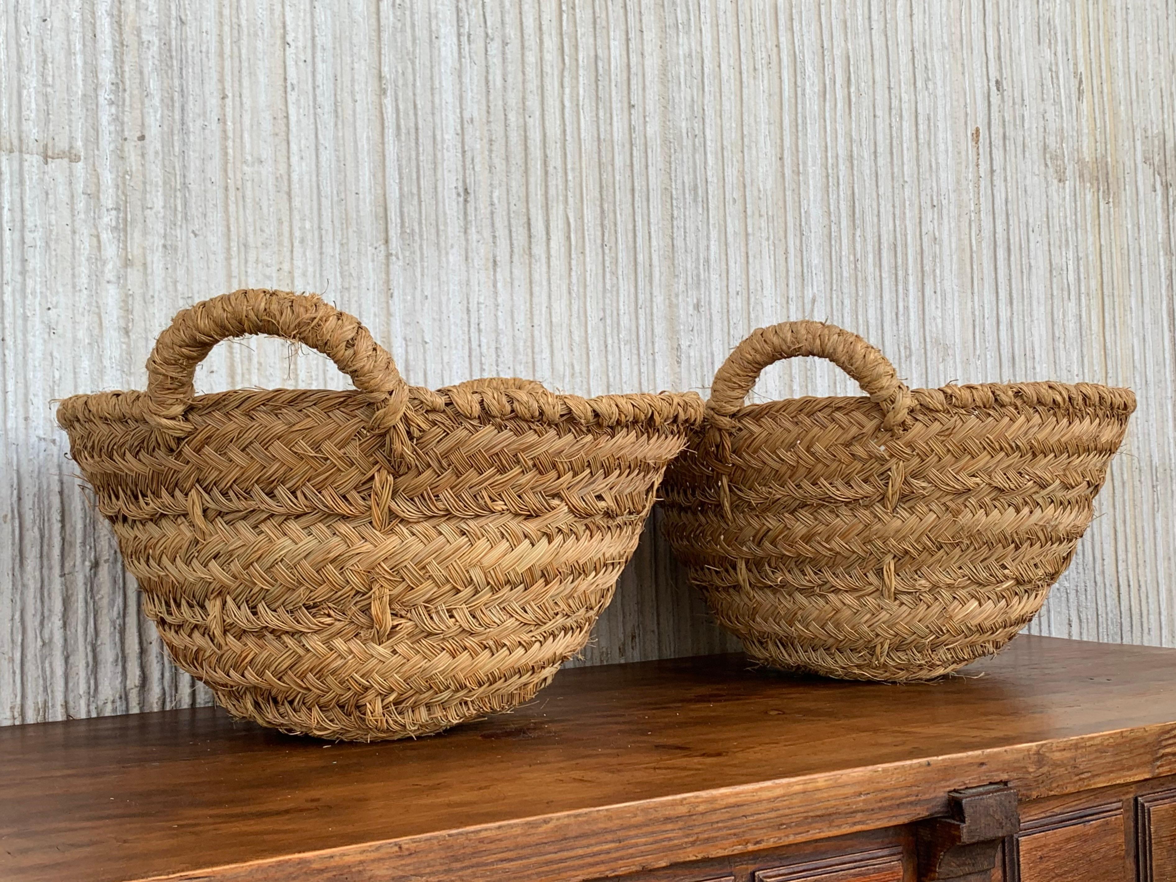 Set of 2 Spanish Woven Wicker Olive Grape Harvest Basket For Sale 3