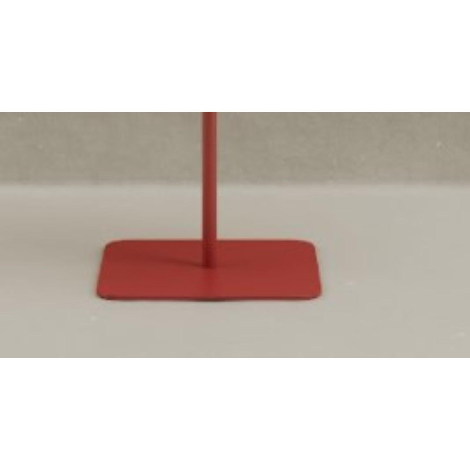 Acier Ensemble de 2 tables basses Spin 01 rouges d'Oito en vente