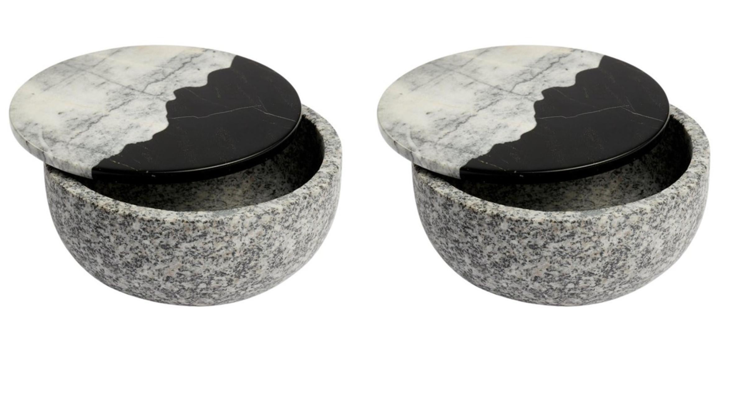 Set of 2 sprouter pot by Estudio Rafael Freyre
Dimensions: D 15 x H 8 cm 
Materials: Andes stone, amazonic wood.
Also available: other materials and finishes available

The Sprouters series explores the interaction of mineral and plant