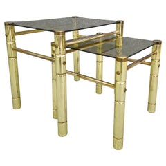Set aus 2 stapelbaren Couchtischen mit Rauchglasplatte aus der Mitte des Jahrhunderts, Italien 70er Jahre