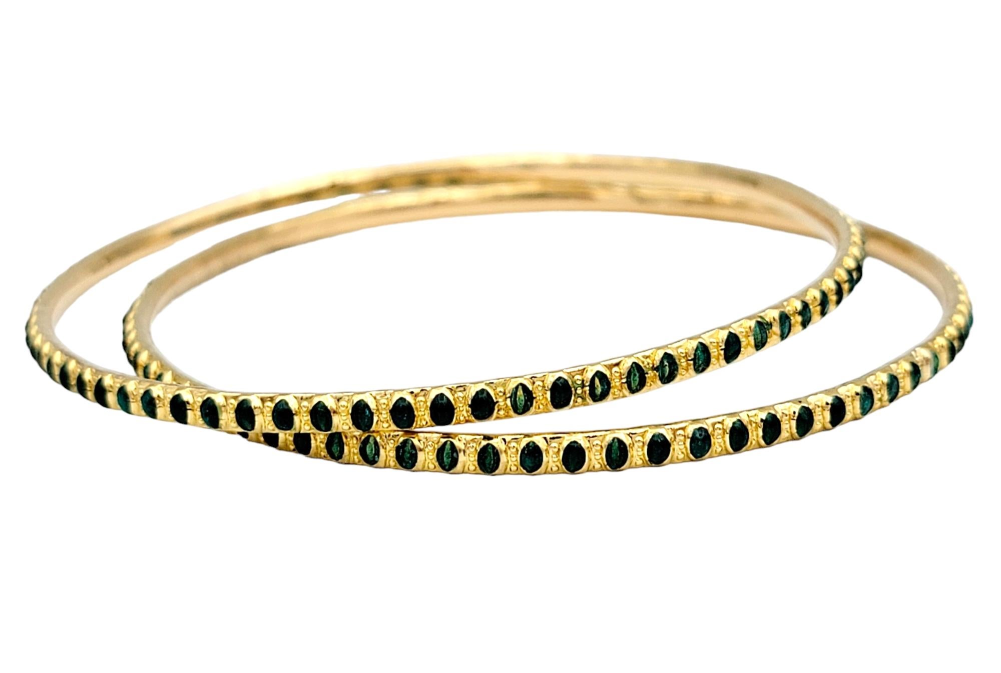 Set of 2 Stacking Bangle Bracelets Green Enamel Dot Design 22 Karat Yellow Gold In Good Condition For Sale In Scottsdale, AZ