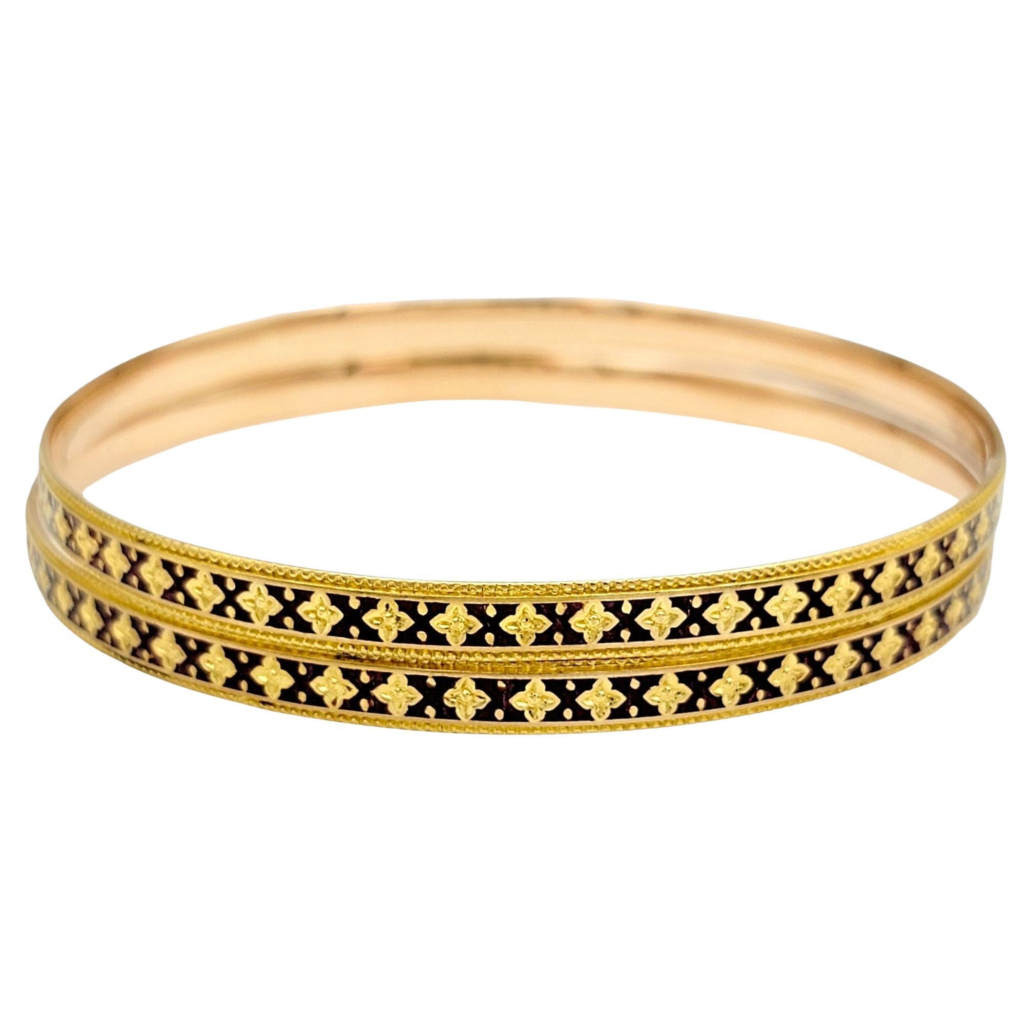 Contemporary Set of 2 Stacking Bangle Bracelets Red Enamel 'X' Design 22 Karat Yellow Gold For Sale
