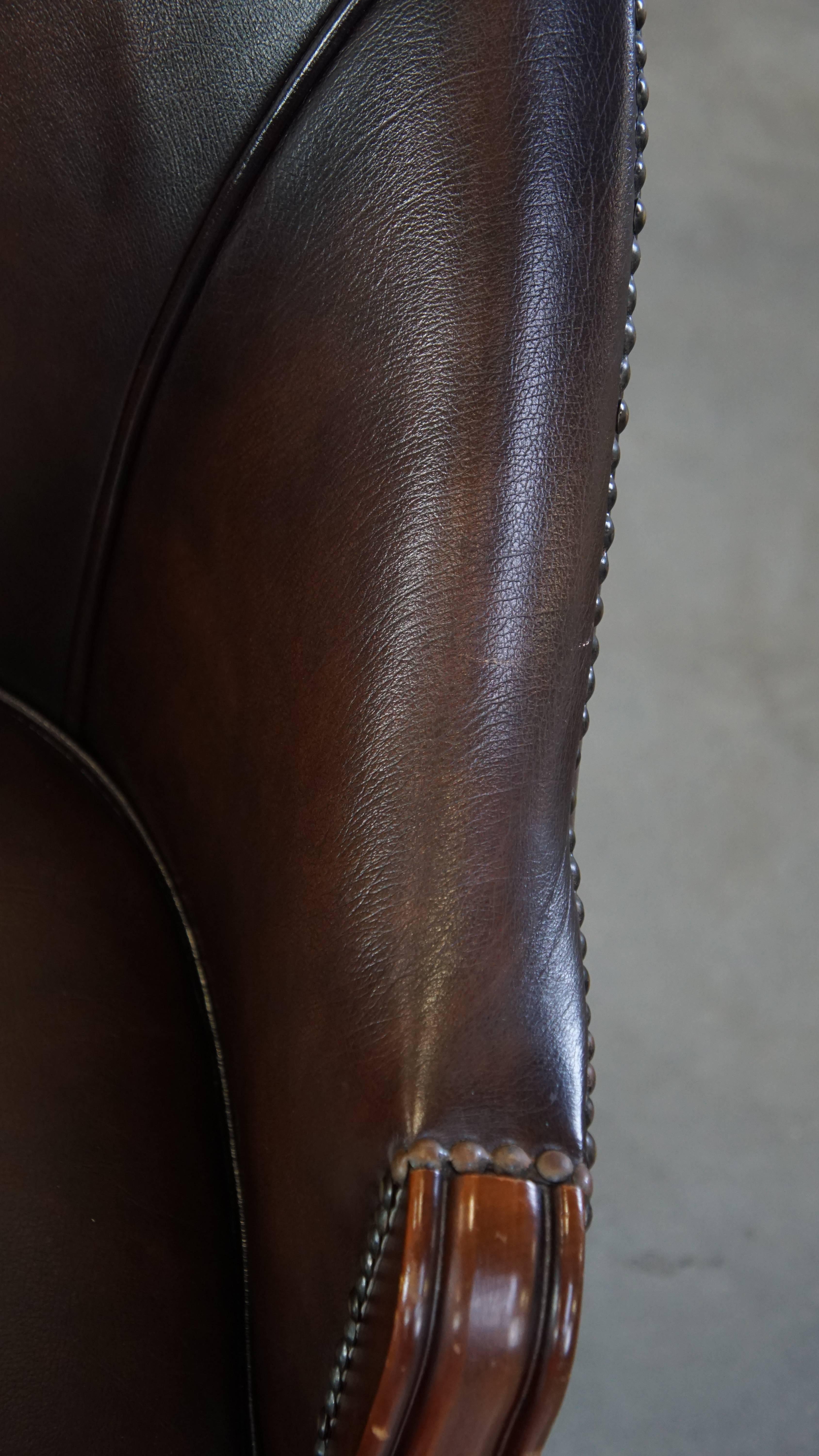 Set of 2 stately, luxurious, English style cowhide dining room chairs/tub chairs 3