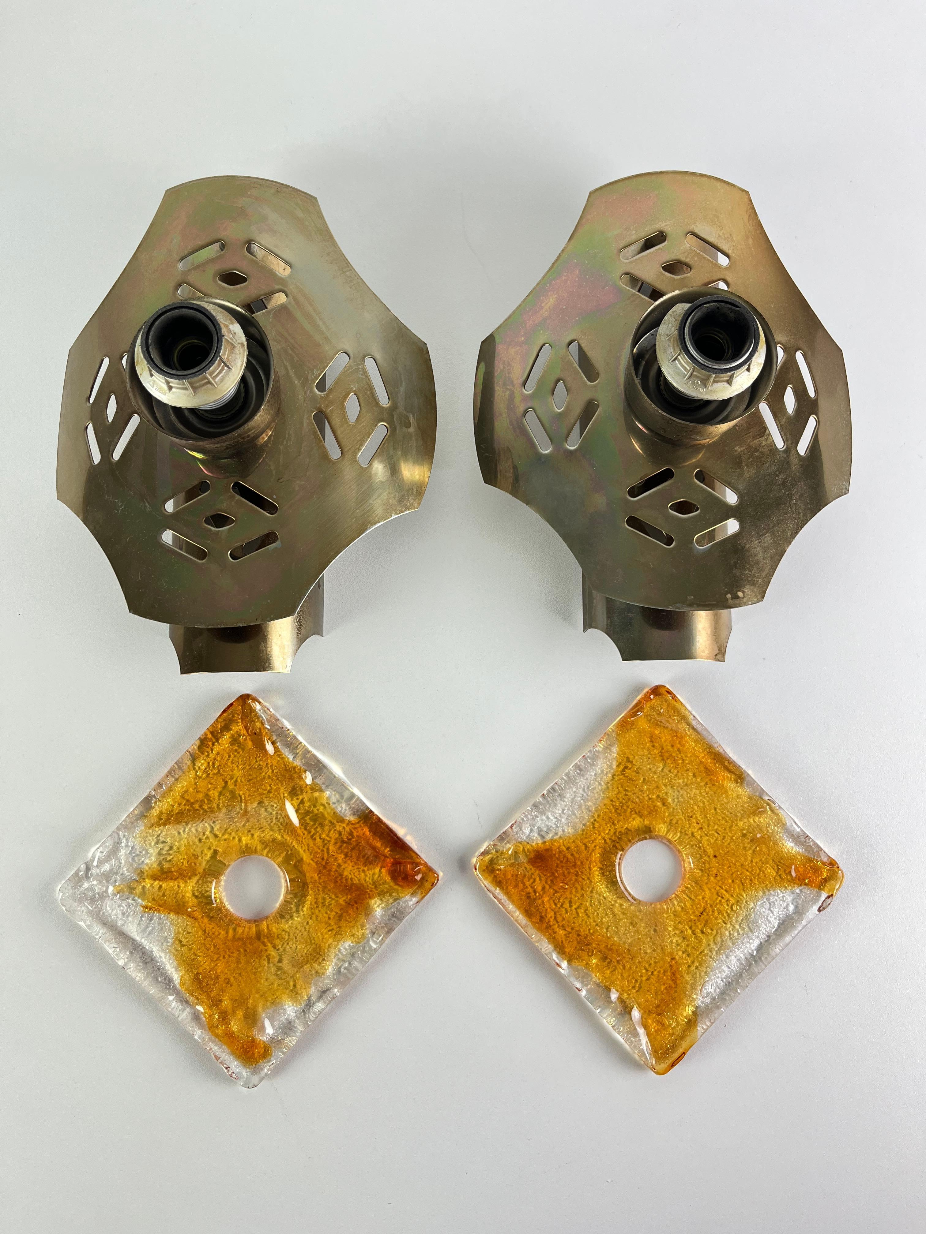 Ensemble de 2 appliques en acier et verre de Murano attribuées à Toni Zuccheri en vente 8