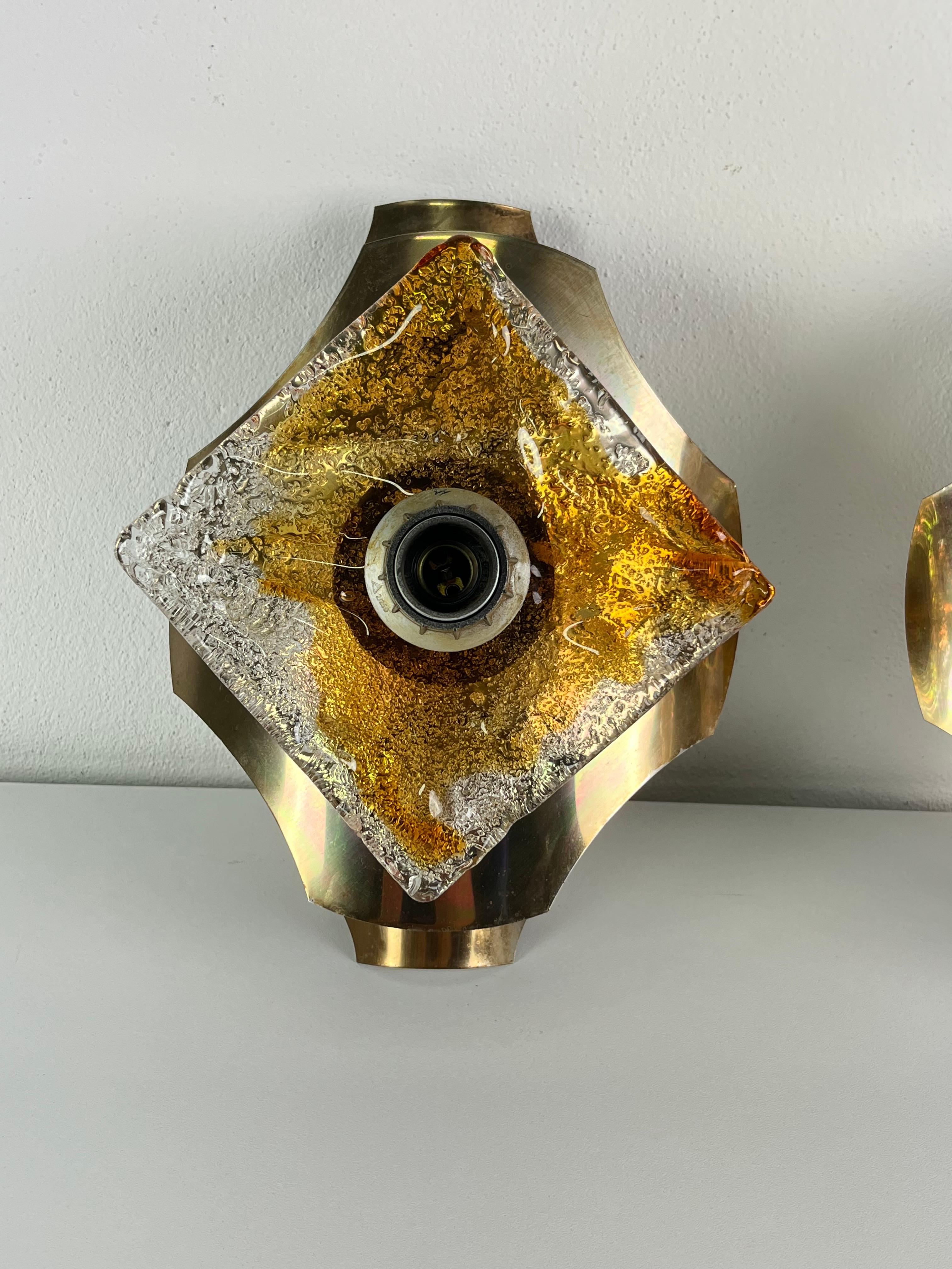 Ensemble de 2 appliques en acier et verre de Murano attribuées à Toni Zuccheri Bon état - En vente à Palermo, IT