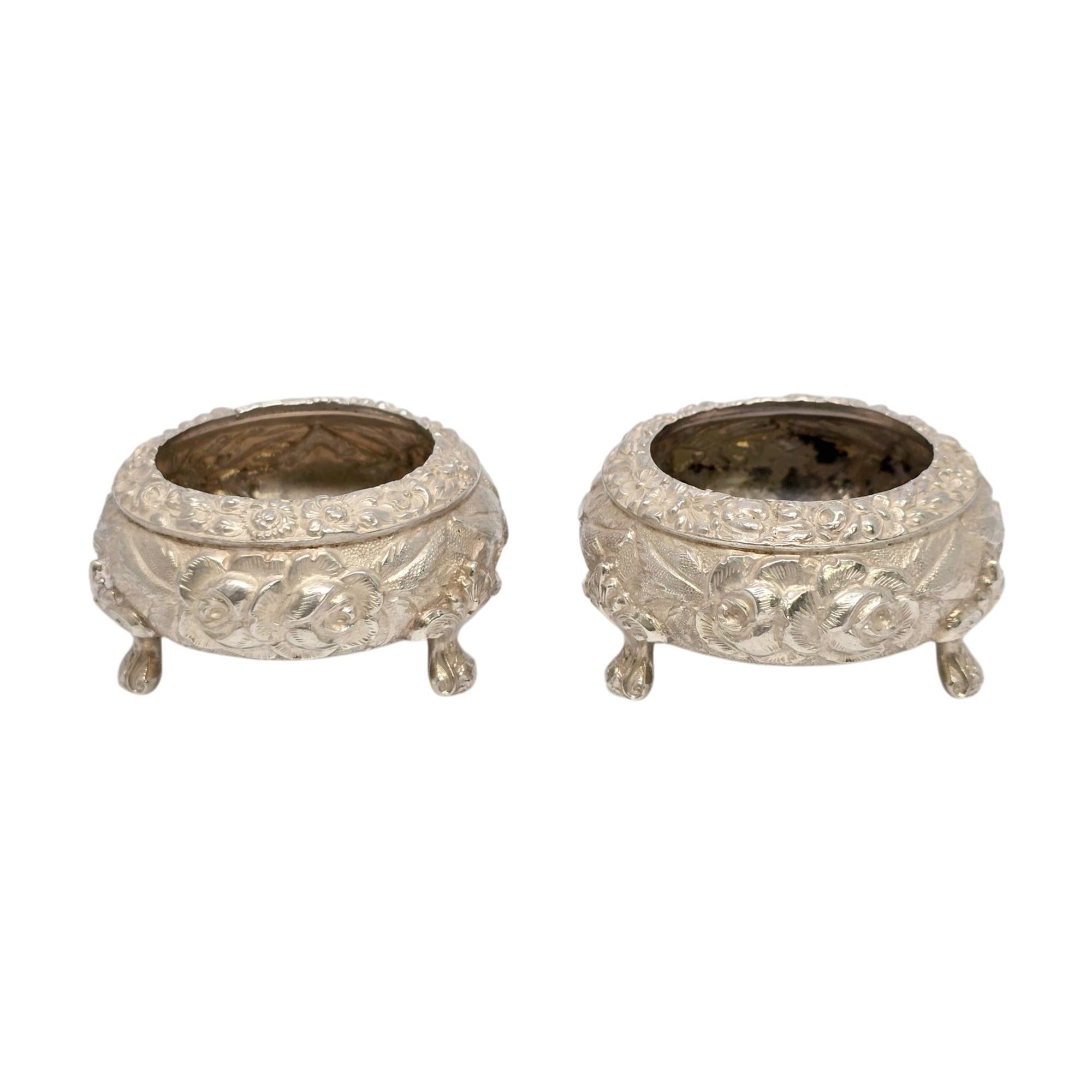 Ensemble de 2 salières Stieff en argent sterling avec cuillères Kirk & Son du mois 21304 Bon état - En vente à Washington Depot, CT