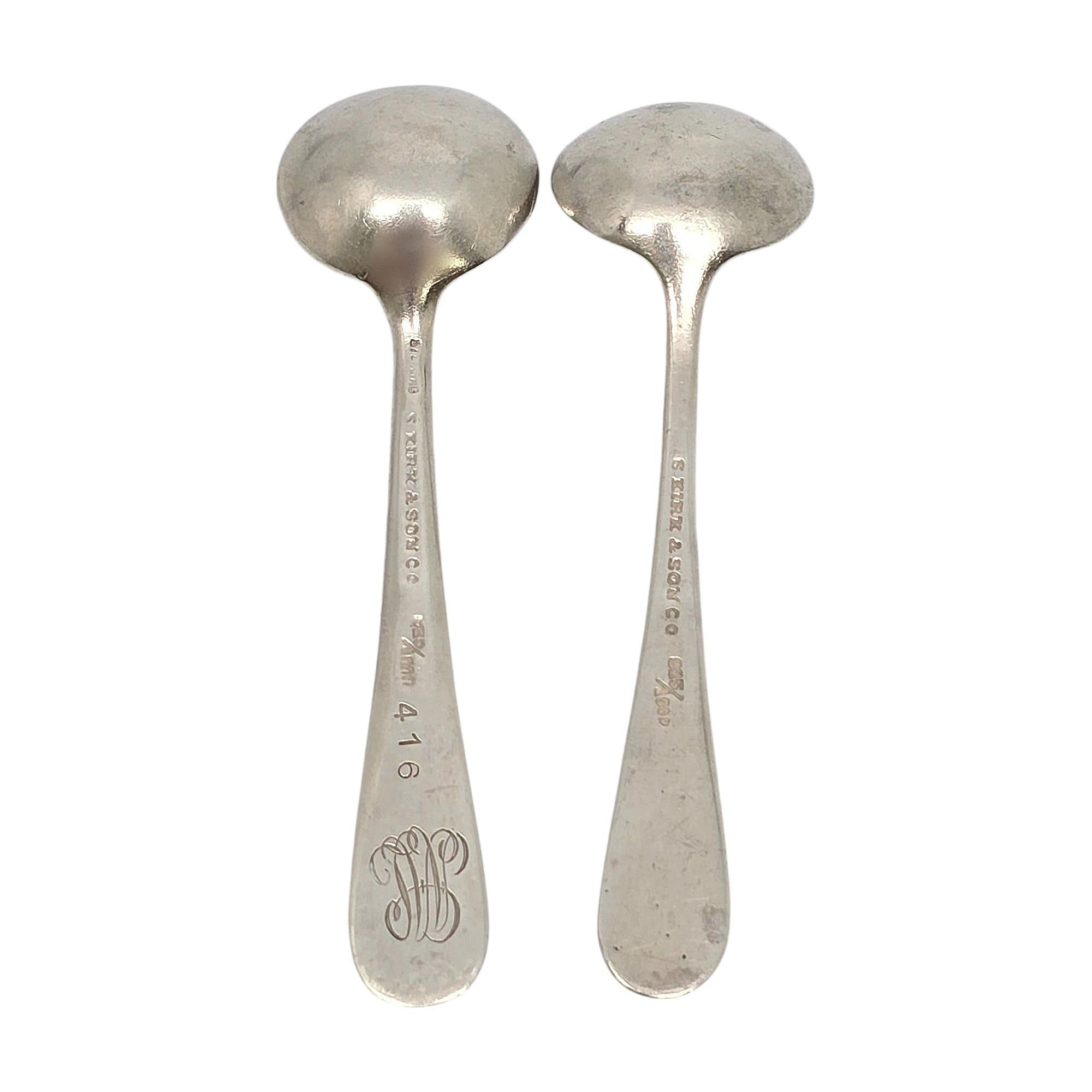 Ensemble de 2 salières Stieff en argent sterling avec cuillères Kirk & Son du mois 21304 en vente 3