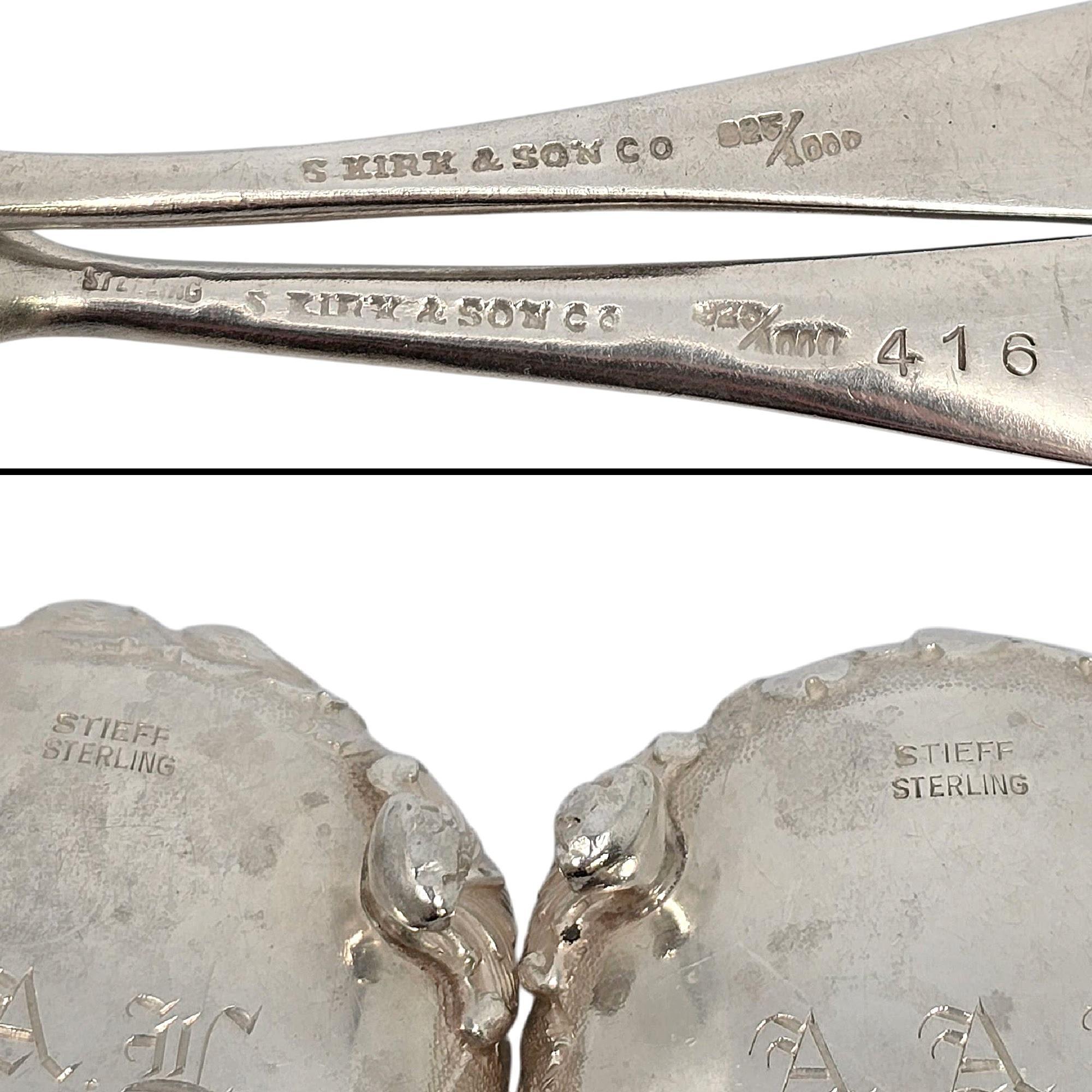 Ensemble de 2 salières Stieff en argent sterling avec cuillères Kirk & Son du mois 21304 en vente 5