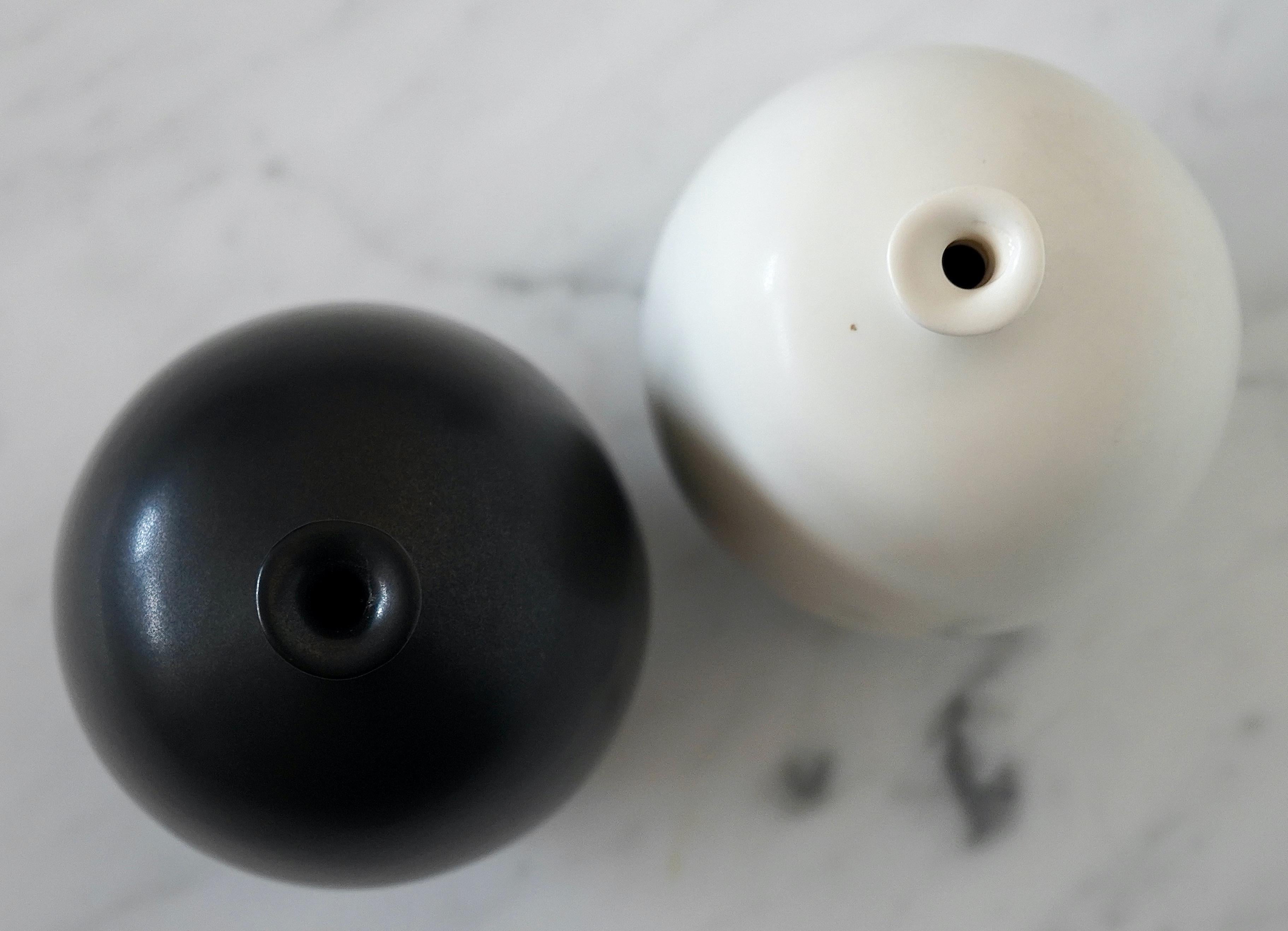 Ceramic Set of 2 stoneware 'Balloon' Vases by Inger Persson, Rorstrand, Sweden, 1980s For Sale