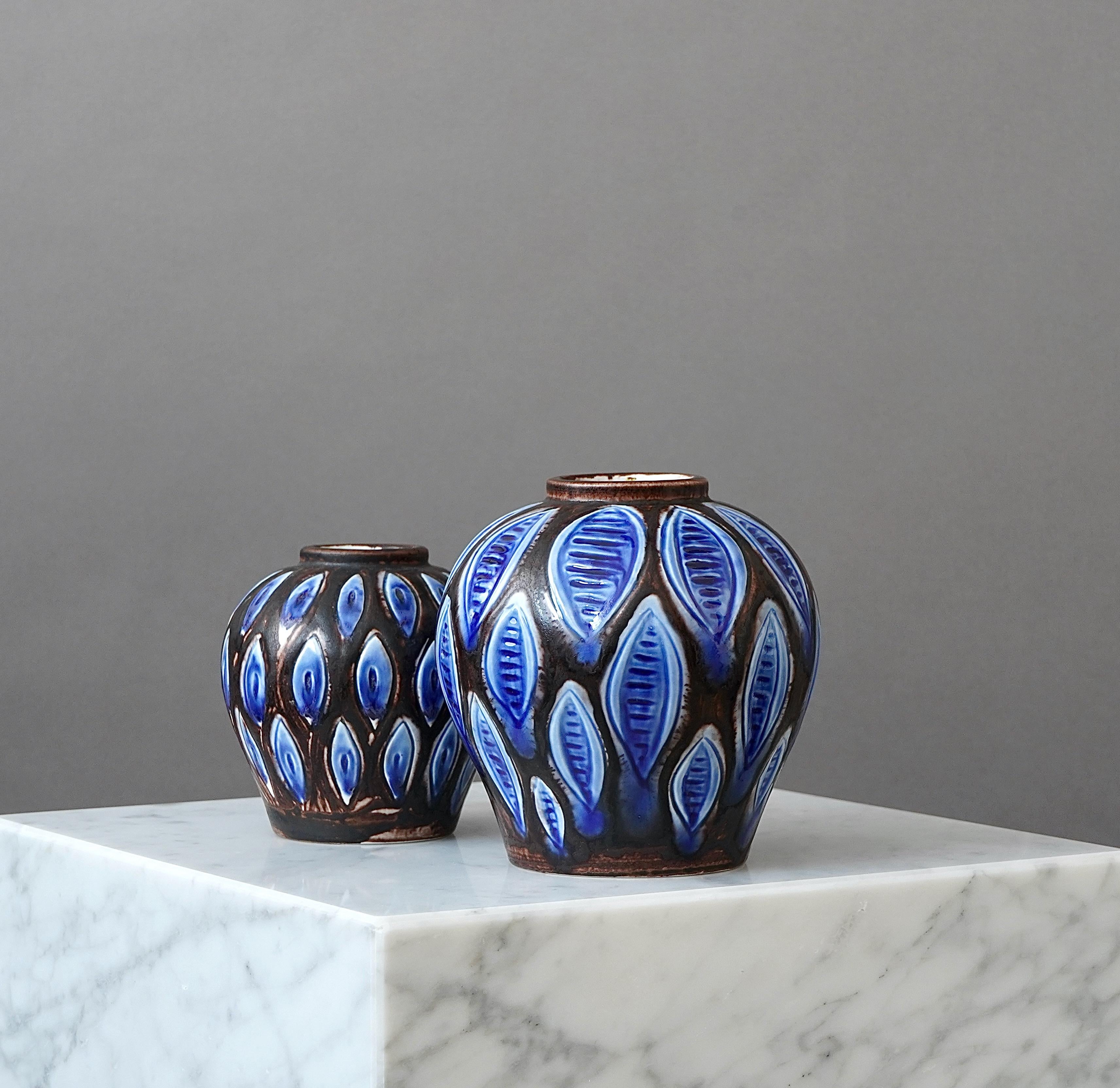 Swedish Set of 2 Stoneware Vases by Hertha Bengtson. Rorstrand, Sweden, 1950s. For Sale