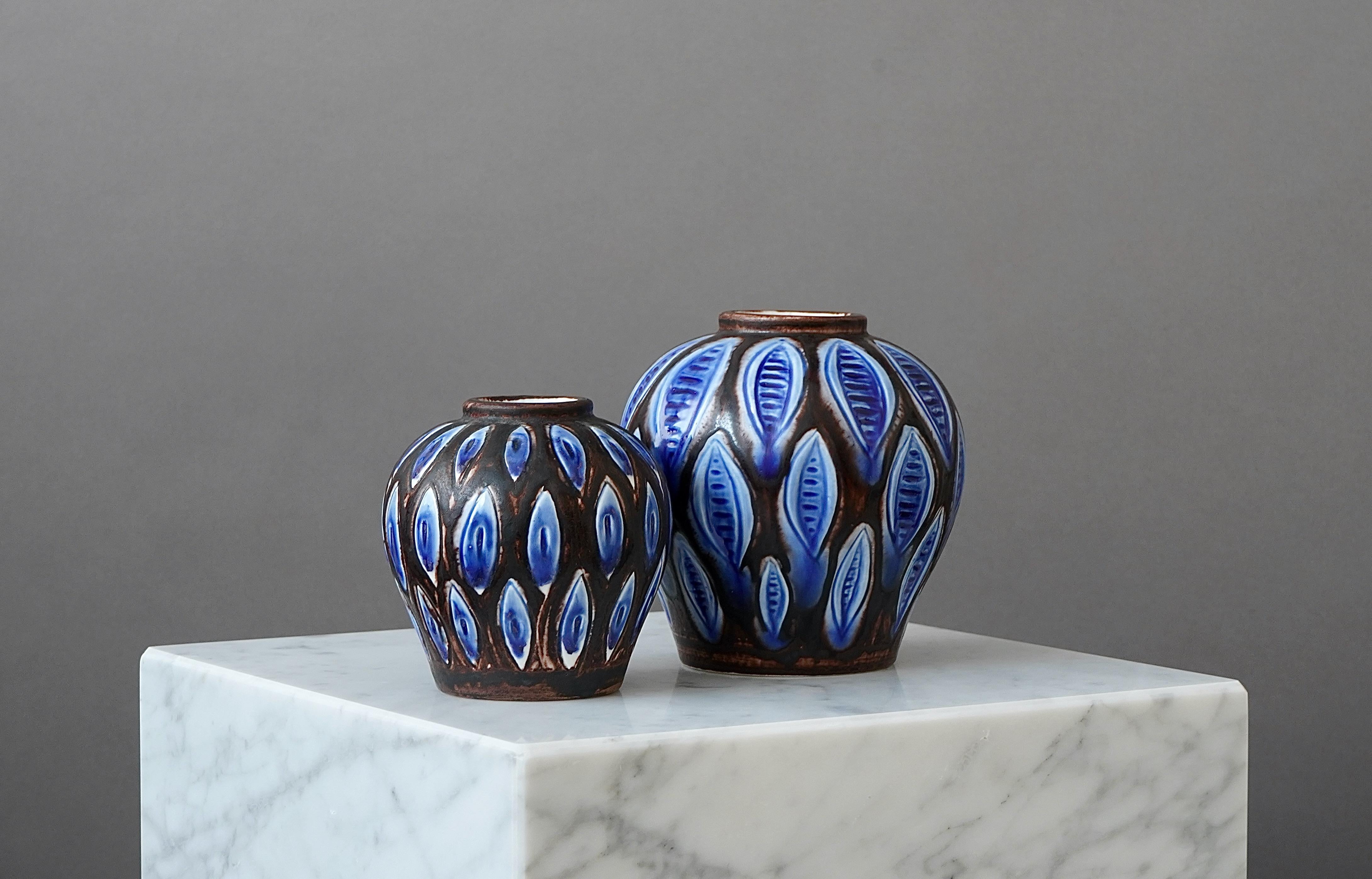 Turned Set of 2 Stoneware Vases by Hertha Bengtson. Rorstrand, Sweden, 1950s. For Sale