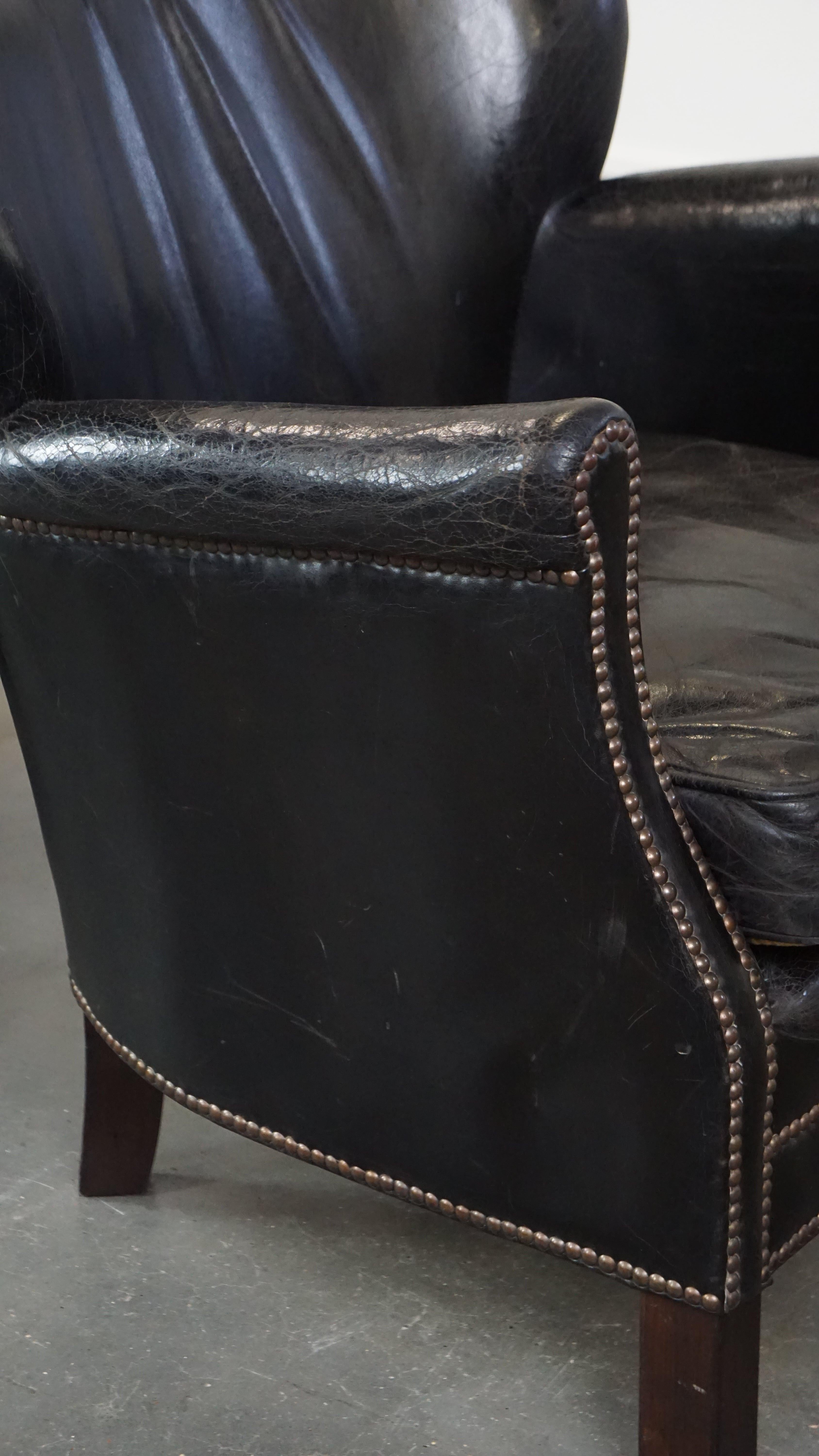 Ensemble de 2 fauteuils noirs subtils de style anglais avec coussins Kelim réversibles en vente 5