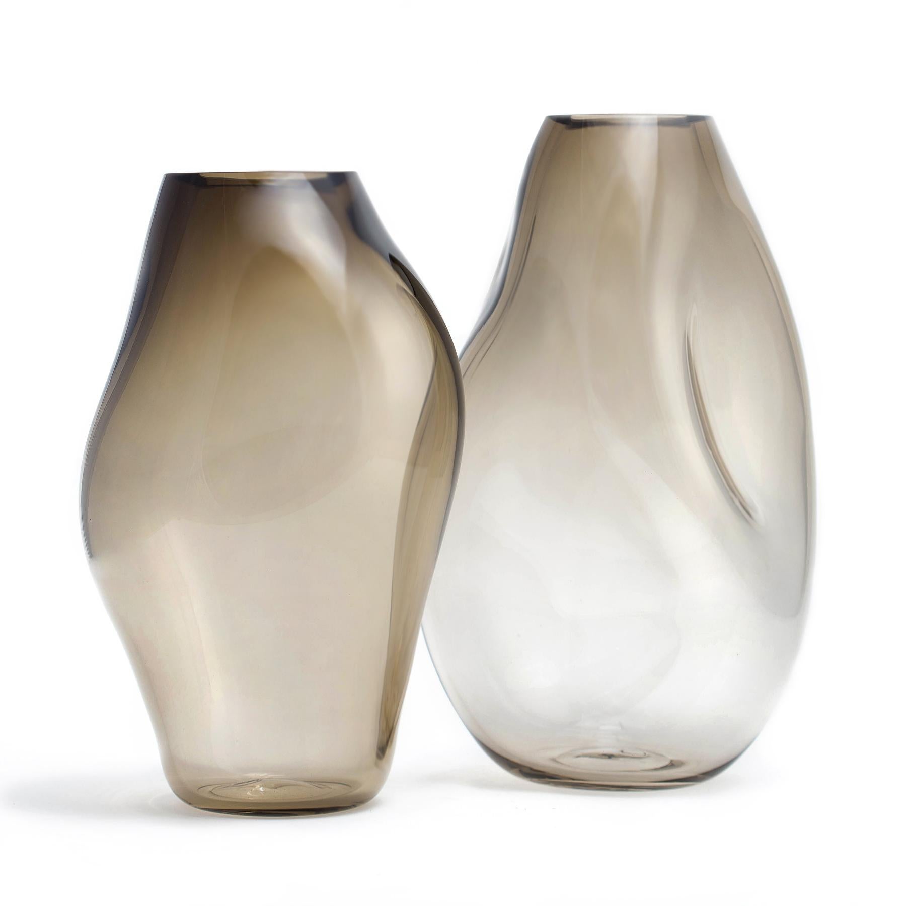 Glass Set of 2 Supernova iv Silver Smoke L Vases by Eloa For Sale
