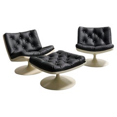 Set of 2 swivel lounge chairs with one ottoman by Play IVM