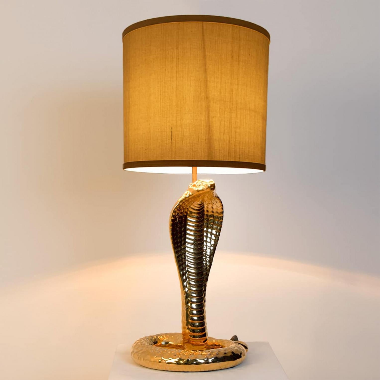 Set aus 2 Tischlampen „Corbra“ aus Keramik von Tommaso Barbi, 1960er Jahre im Angebot 10