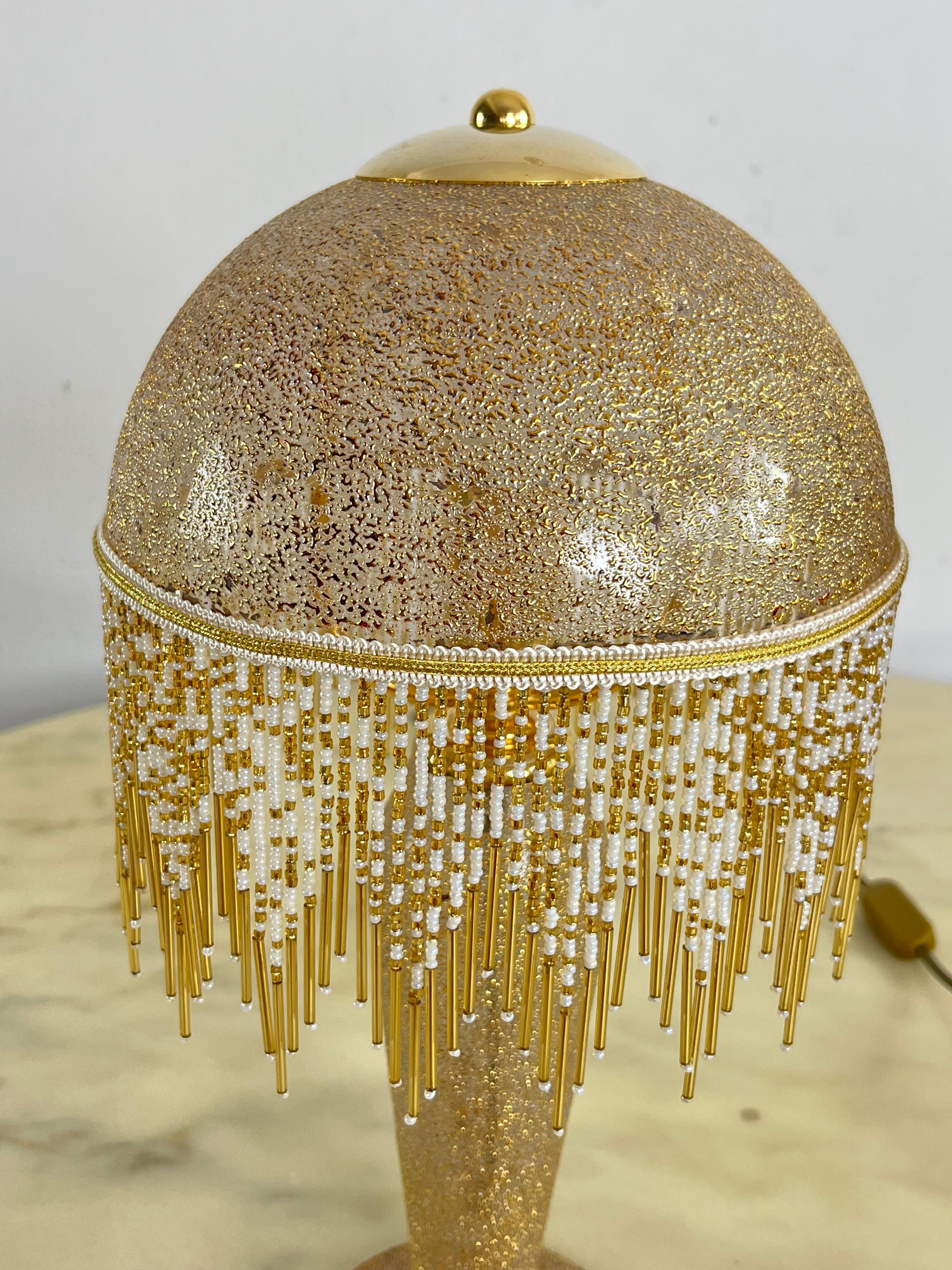 Fin du 20e siècle Ensemble de 2 lampes de table en verre soufflé à la bouche et décoré à la main d'or pur 1980 en vente