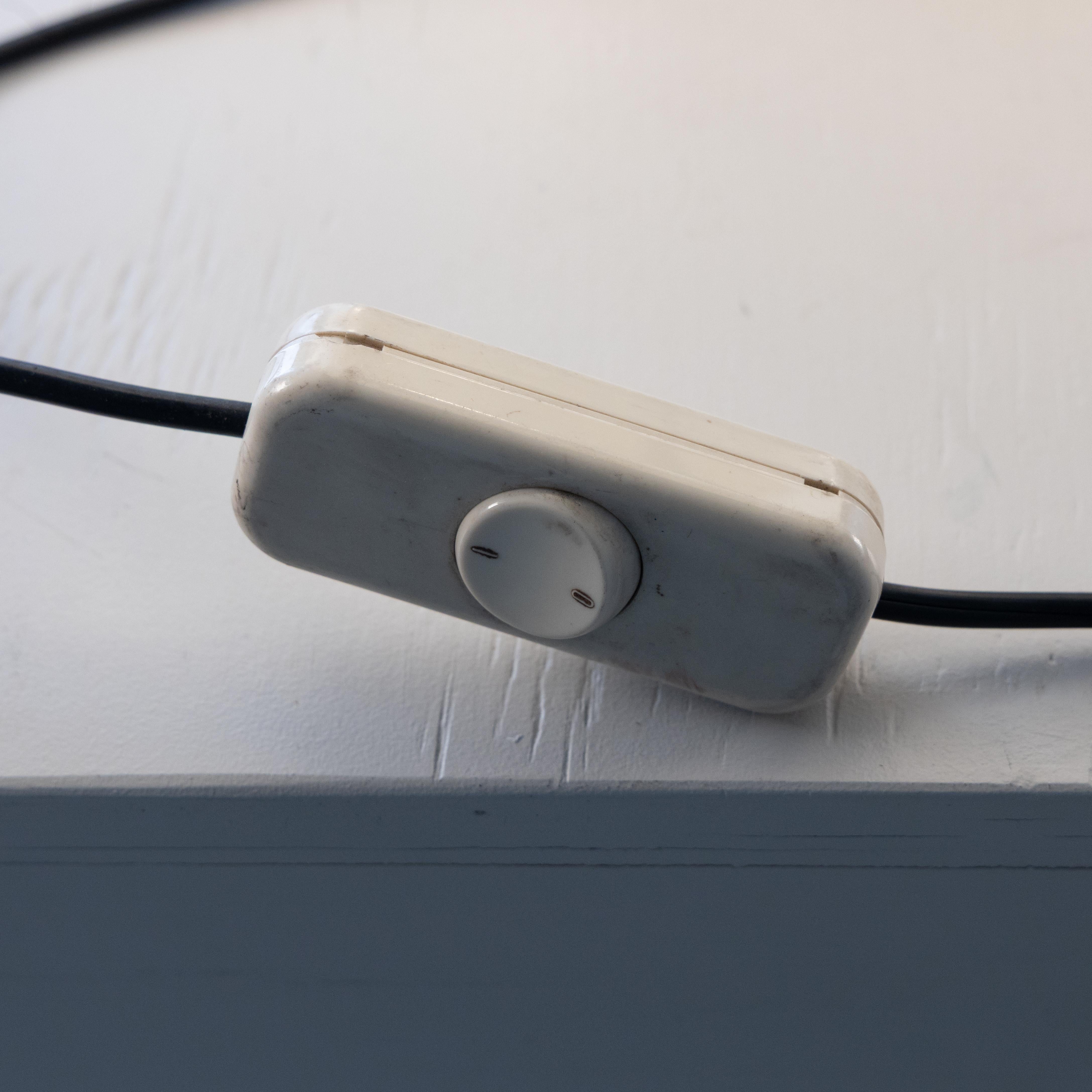 Set of 2 table lamps mod. “Gatto”, Achille and Pier Giacomo Castiglioni for Flos For Sale 1