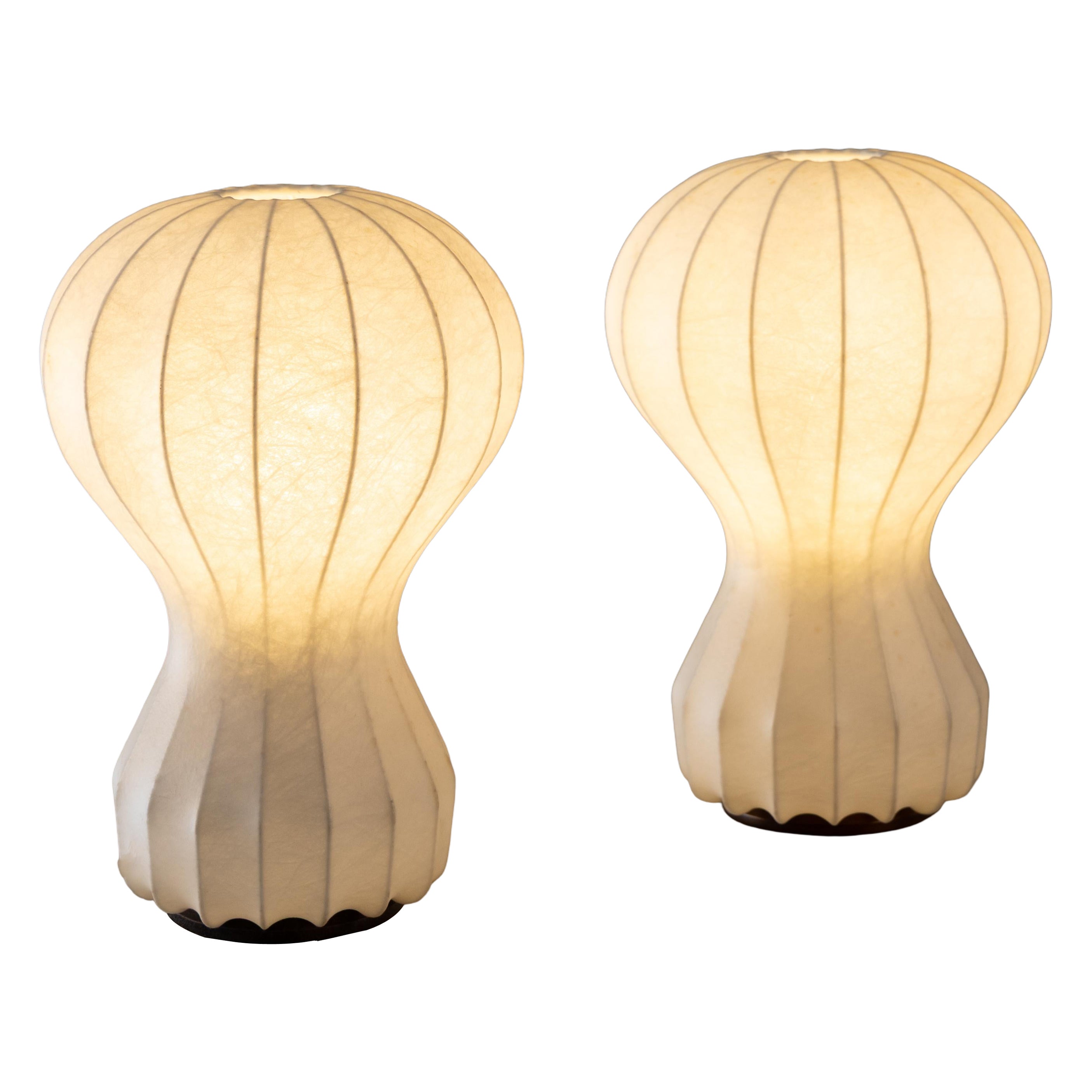 Set of 2 table lamps mod. “Gatto”, Achille and Pier Giacomo Castiglioni for Flos For Sale