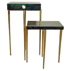 Ensemble de 2 tables en marqueterie verte de Ginger Brown