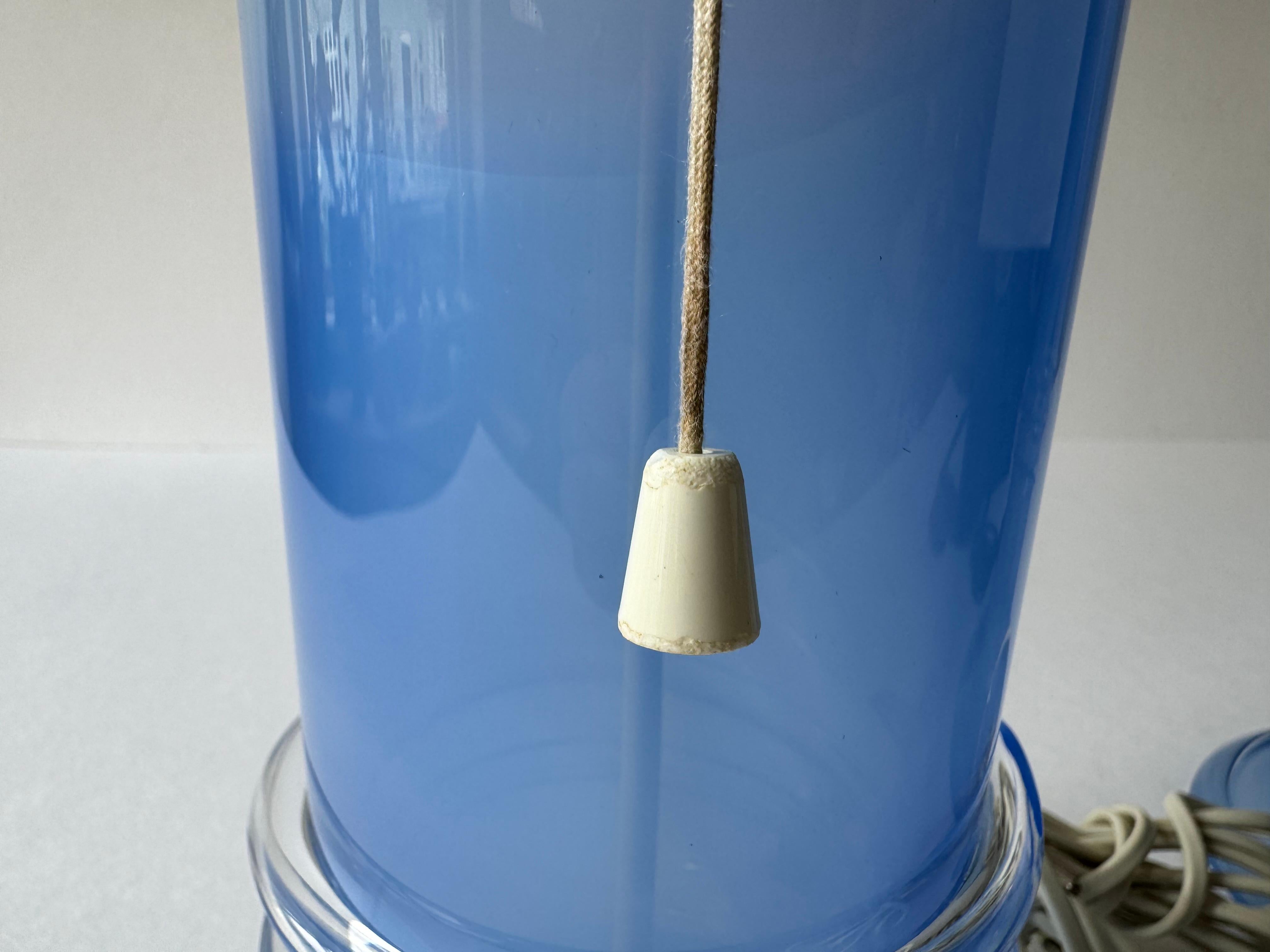 Set of 2 Tall Blue Glass Table Lamps by Studio Åhus Atelje Lyktan Sweden 1980s 8