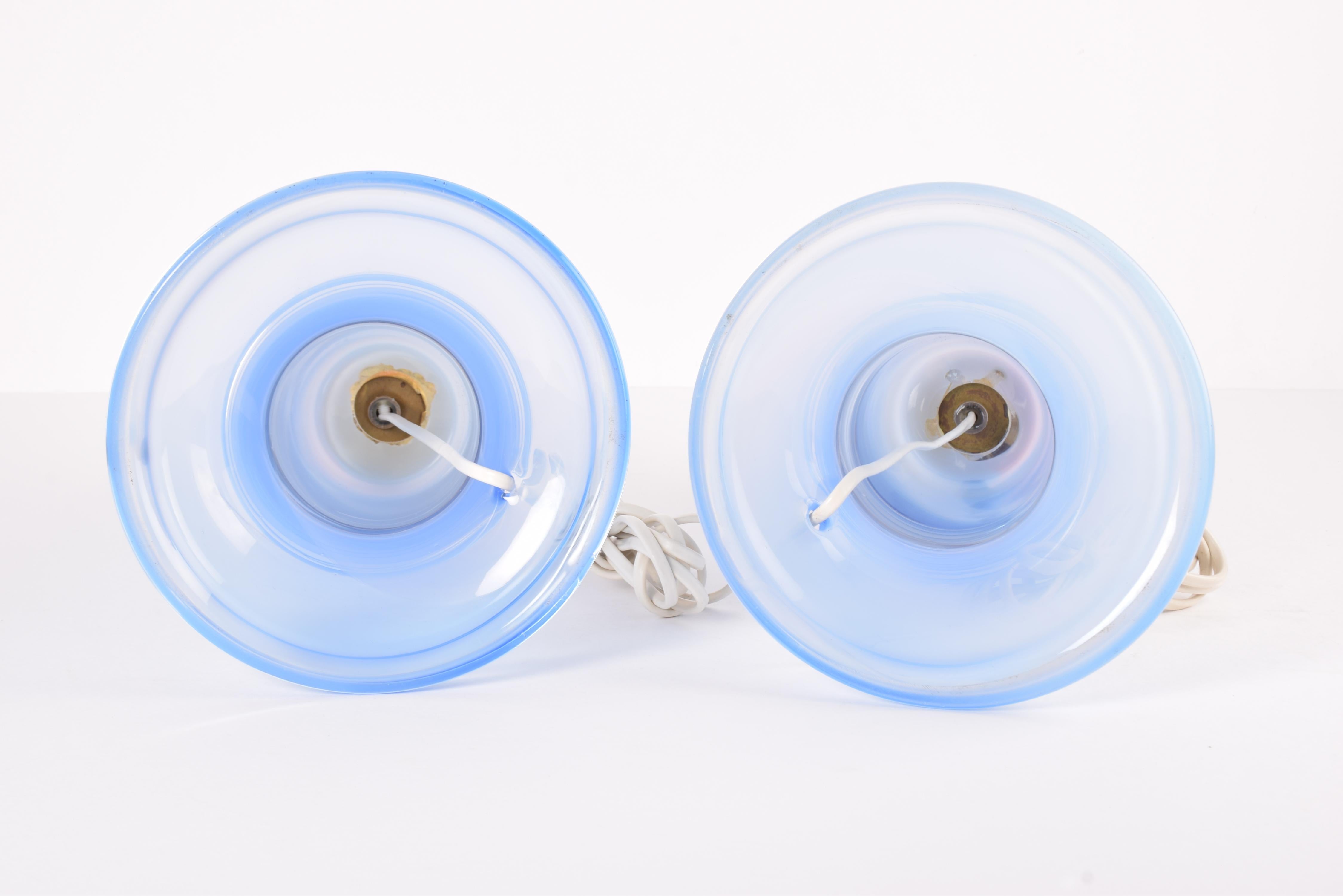 Set of 2 Tall Blue Glass Table Lamps by Studio Åhus Atelje Lyktan Sweden 1980s In Good Condition In Silkeborg, Silkeborg