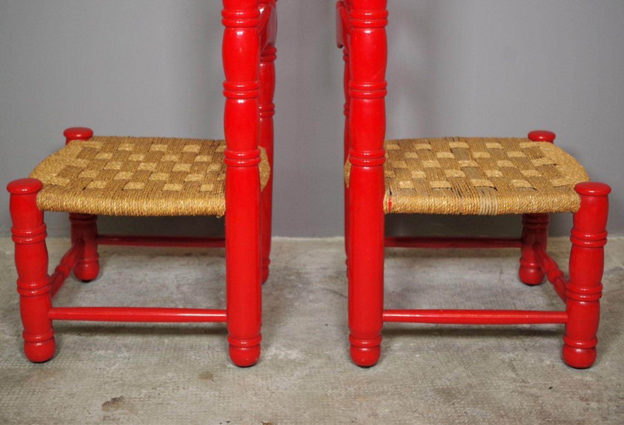Ensemble de 2 grandes chaises espagnoles à dossier en échelle, années 1940 en vente 1