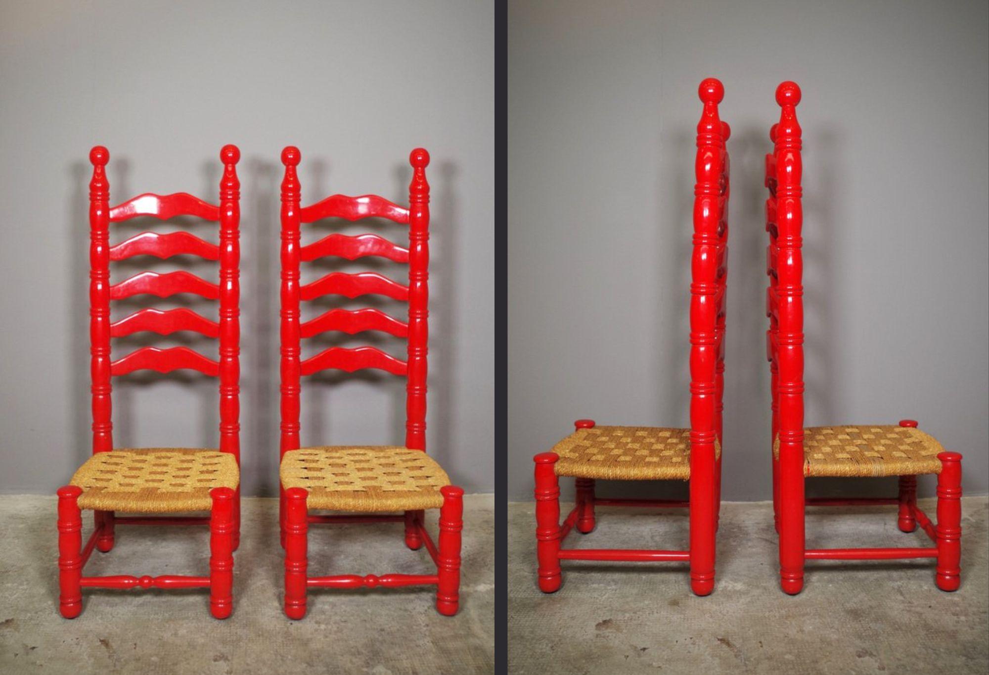 Ensemble de 2 grandes chaises espagnoles à dossier en échelle, années 1940 en vente 2