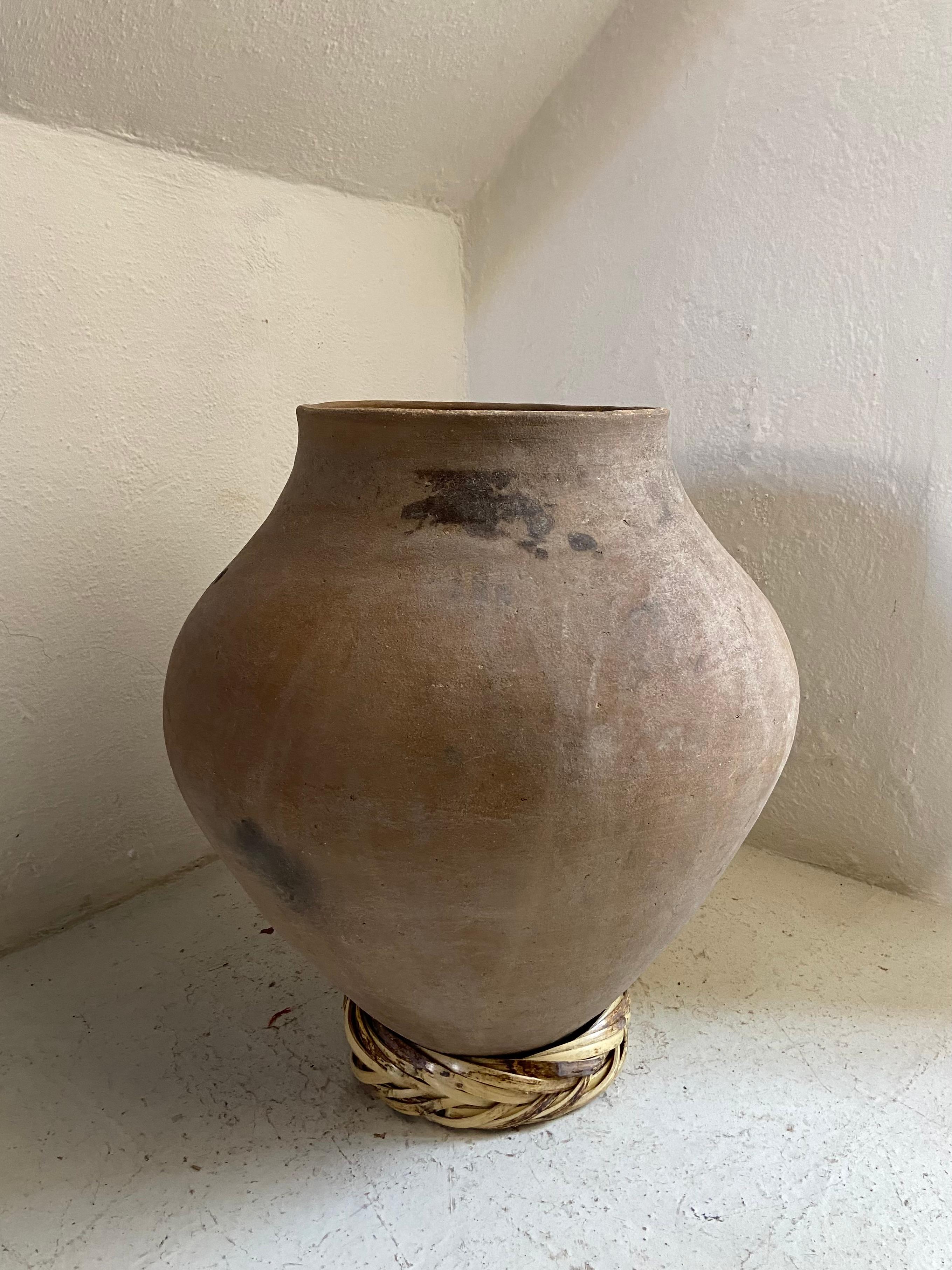 Mexican Set of 2 Tarahumara Water Jars by Artefakto For Sale