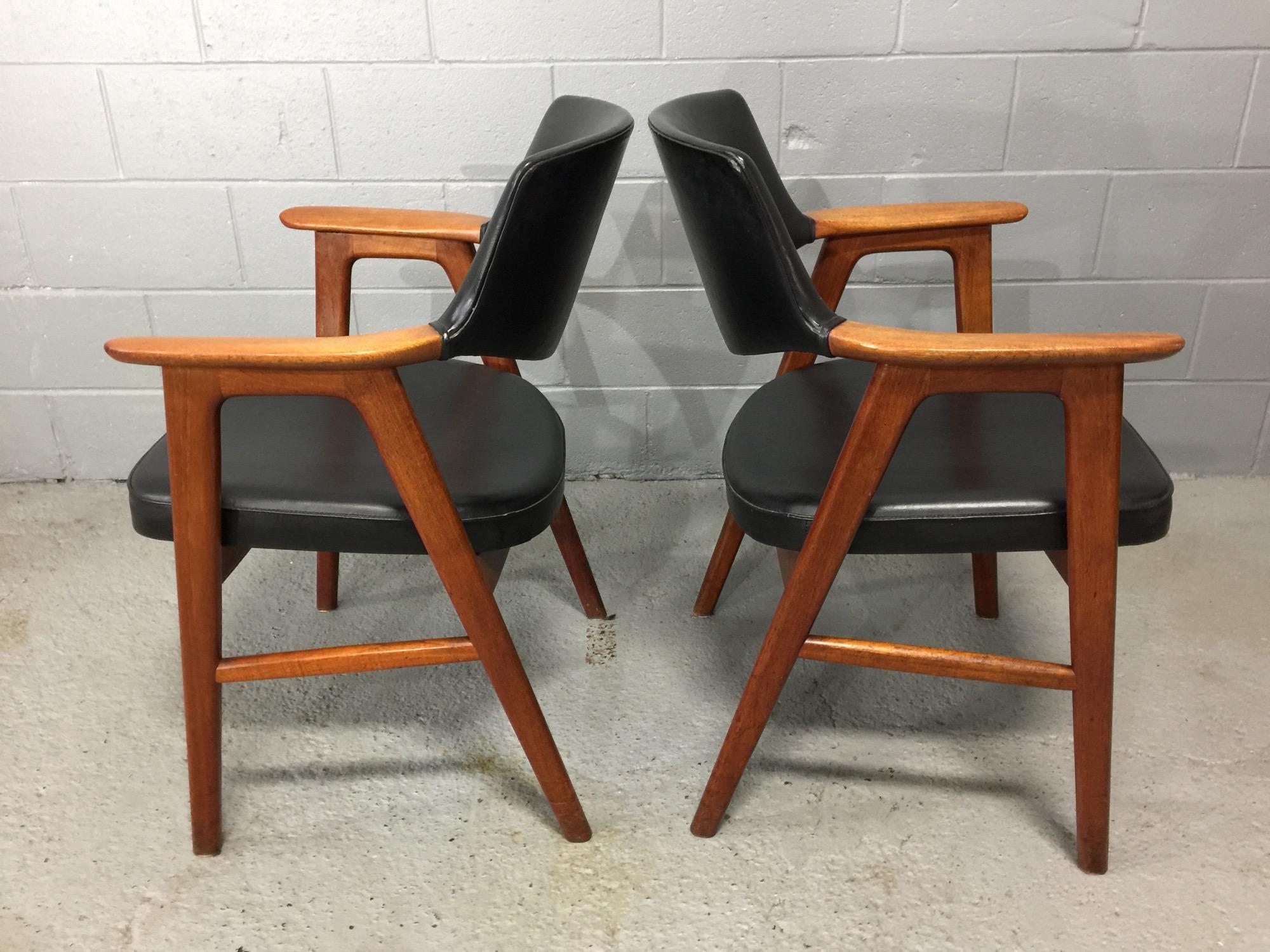 Set of 2 Teak and Black Faux Leather Armchairs by Erik Kierkegaard In Good Condition In Belmont, MA
