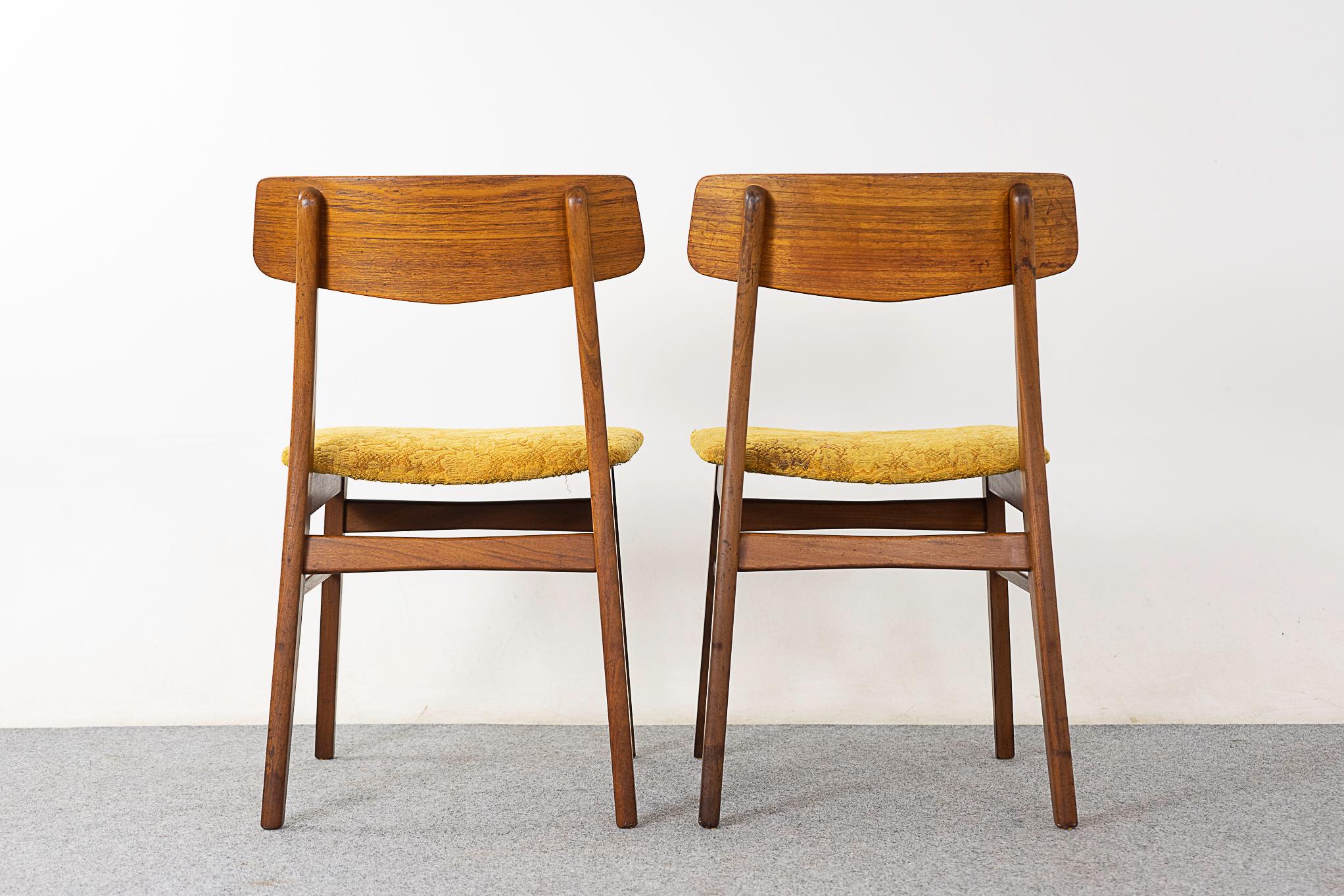 Set of 2 Teak & Beech Danish Dining Chairs 2