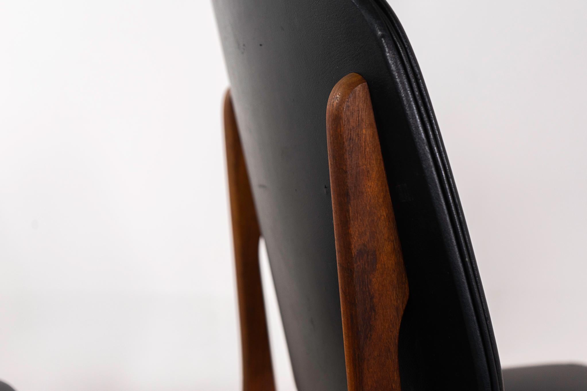 Set of 2 Teak Danish Modern Dining Chairs For Sale 3
