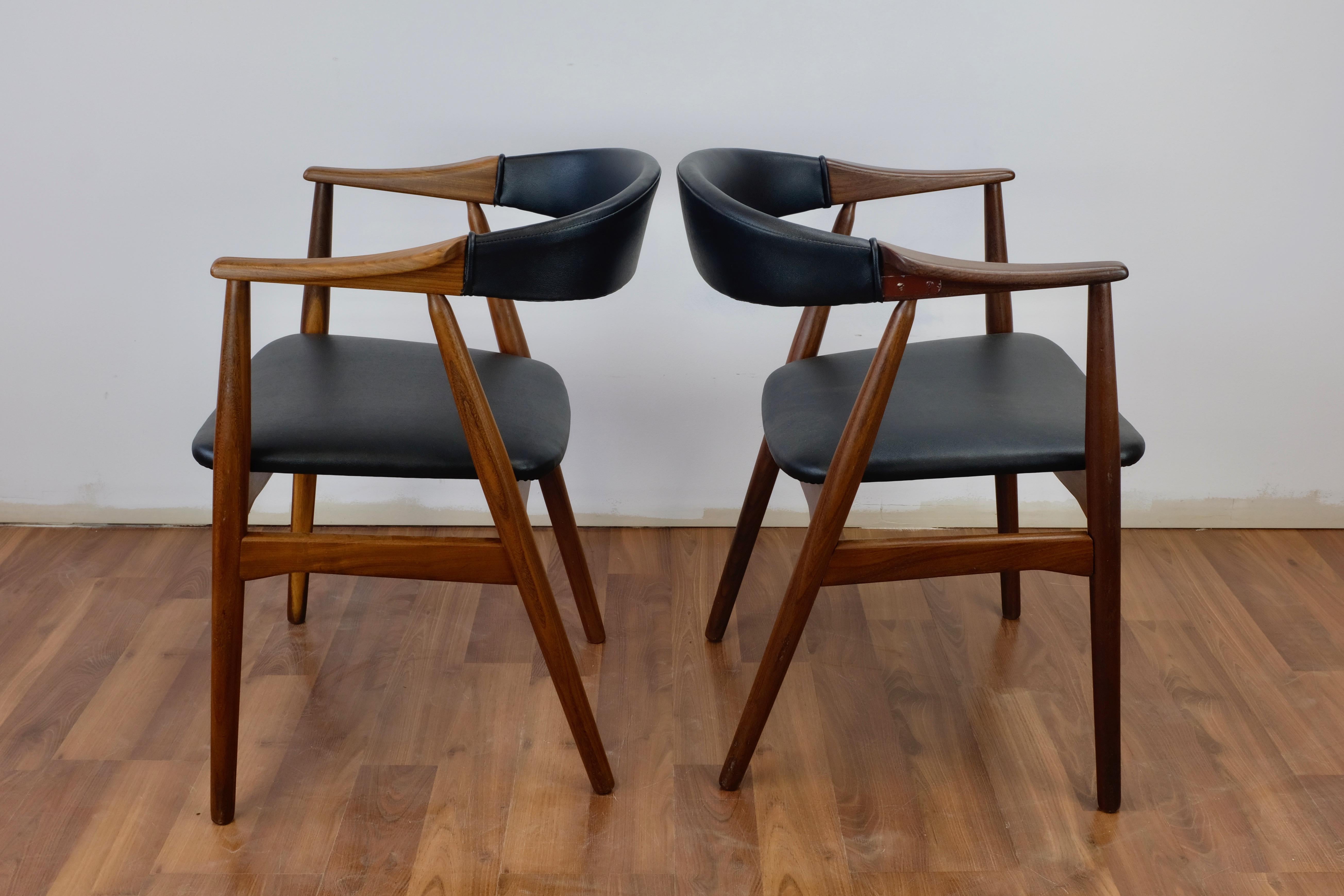 Danish Set of 2 Teak Model 213 Armchairs by Farstrup For Sale