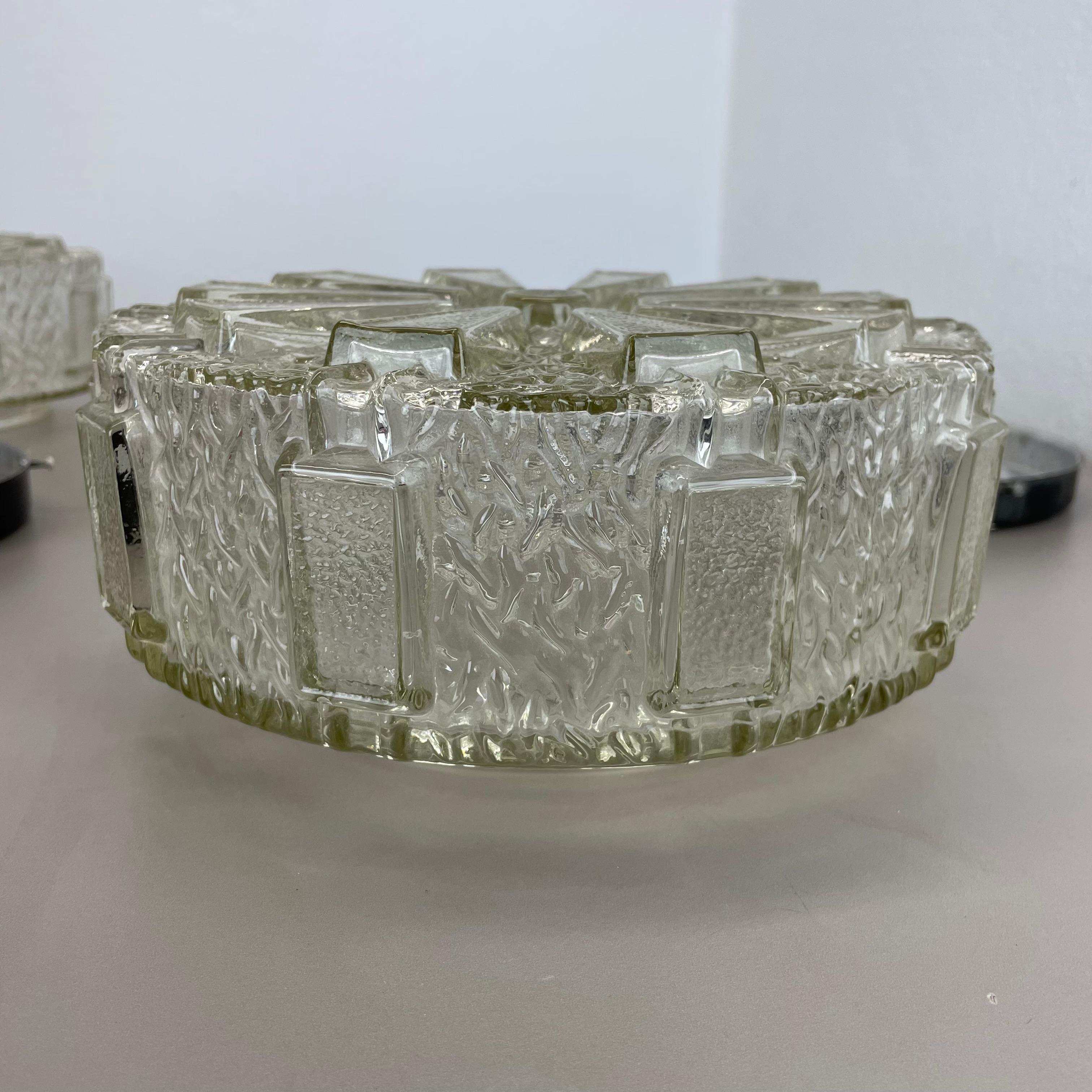 set di 2 plafoniere da parete in vetro testurizzato da 25 cm di Hillebrand Leuchten, anni '70 in vendita 7
