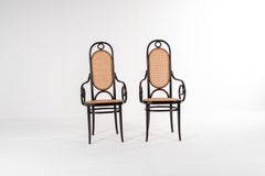 Set of 2 Thonet Bentwood Armchairs No. 17