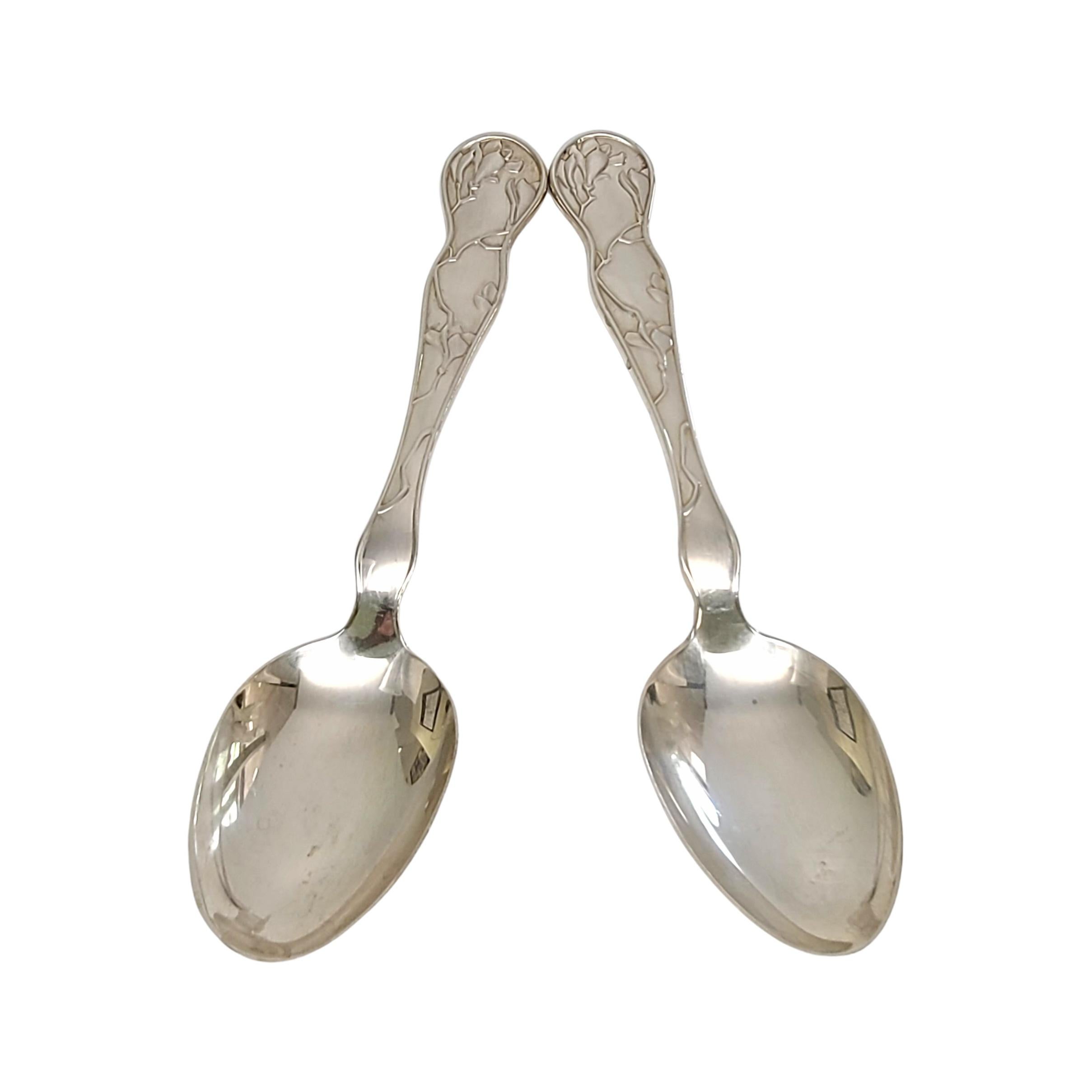 Set of 2 sterling silver serving tablespoons by Tiffany & Co in the American Garden pattern.

No monogram

American Garden is a multi-motif pattern inspired by the extensive botanical beauty of the United States. Includes 2 Tiffany